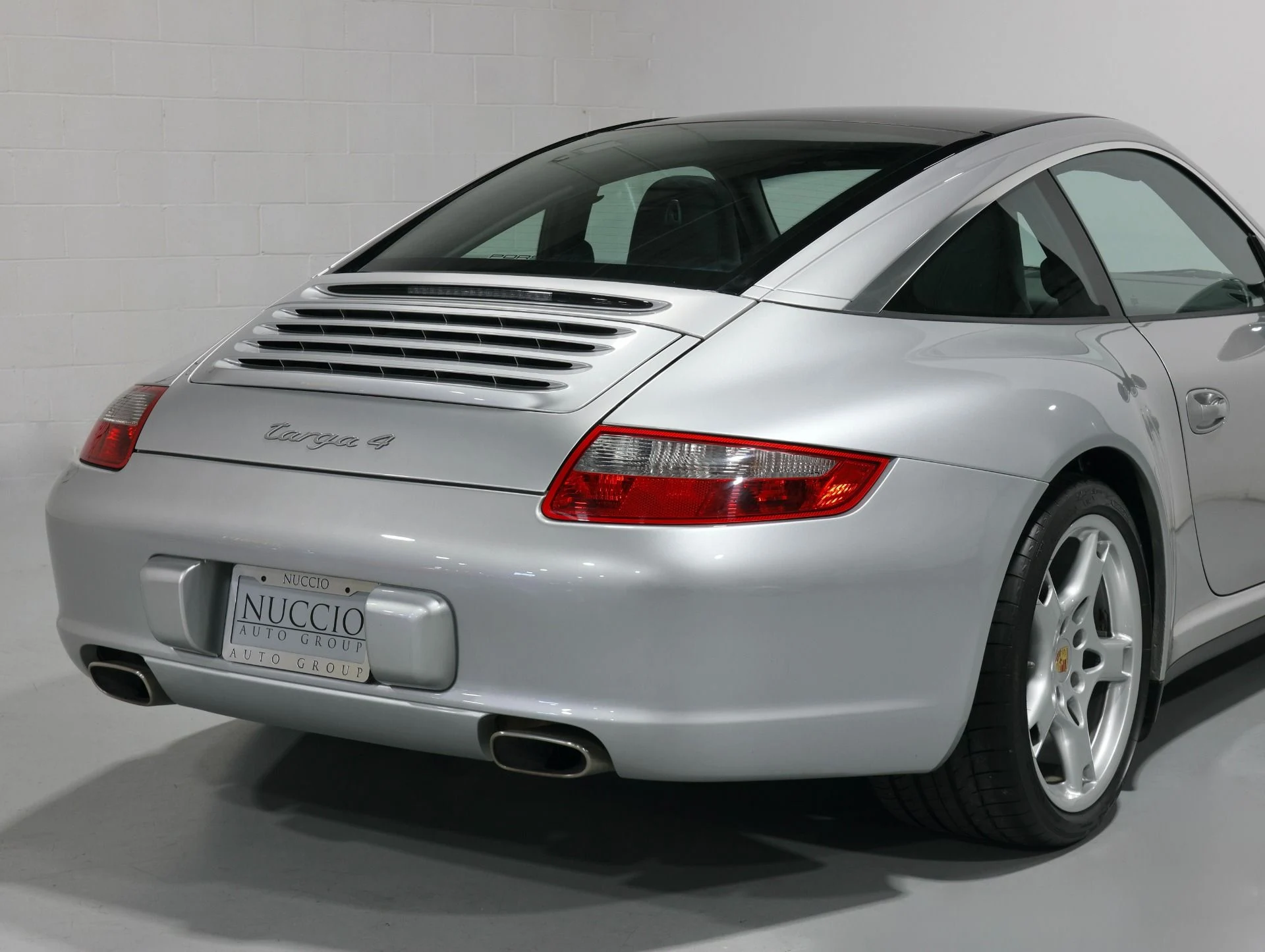 mph054_1401632443_Used_2007_Porsche_911_Targa_4_Coming_Soon_To_Bring_A_Trailer_1775151802_e529462c30