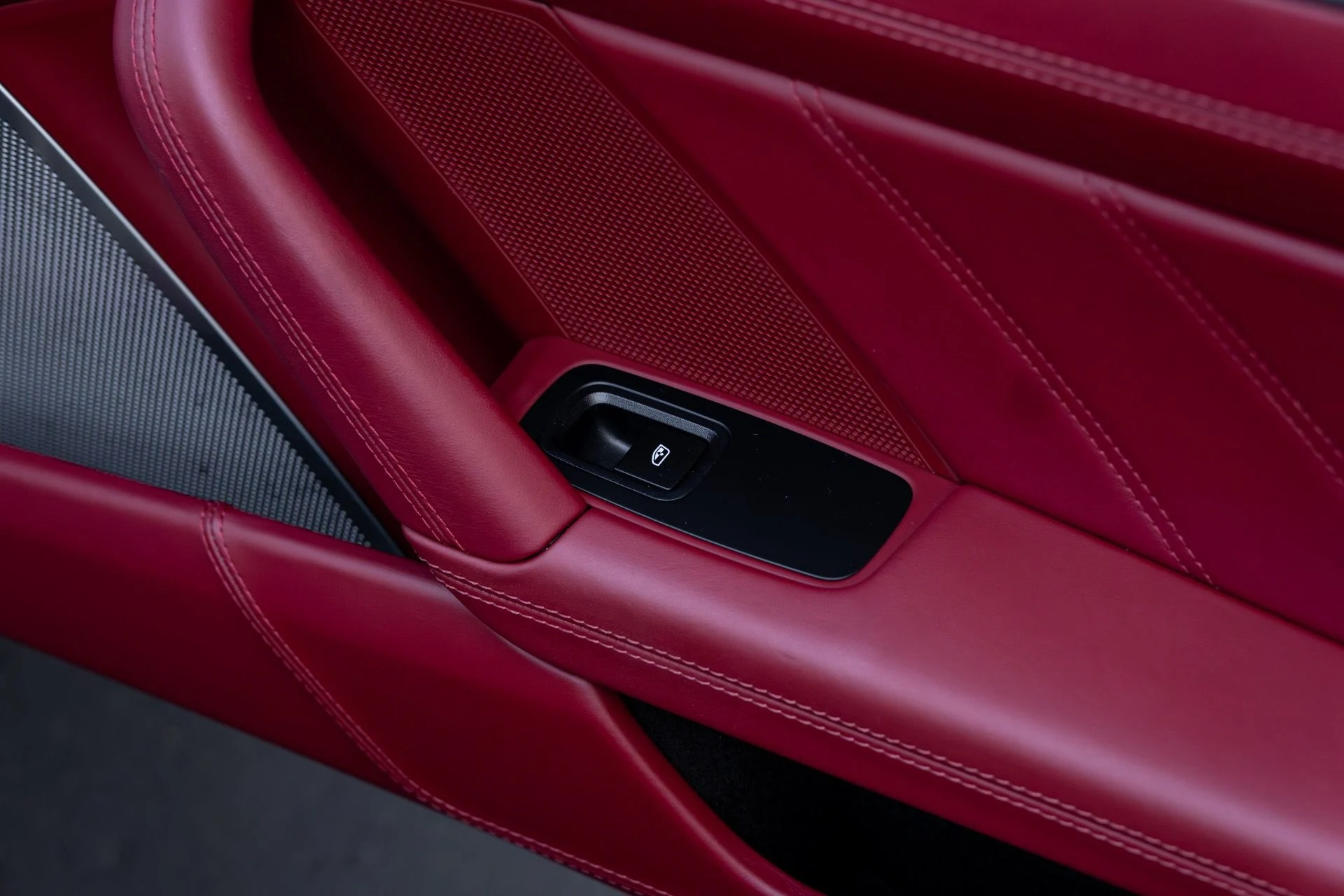 mph054_1457288227_Used_2022_Porsche_911_Turbo_S_1770440095_d0dcc39905