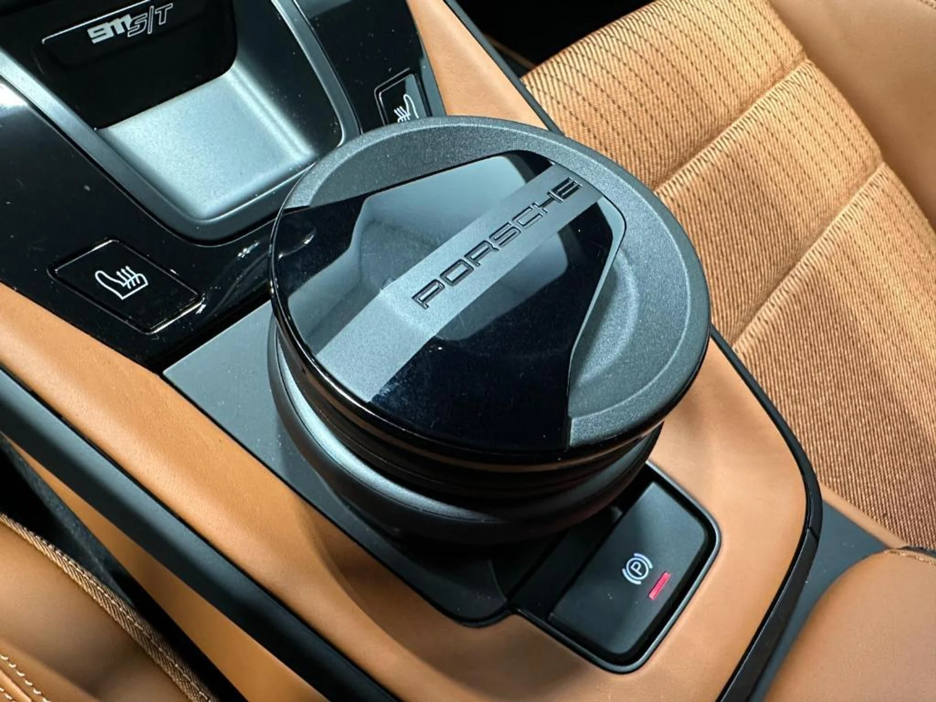 mph054_146804612_ds7n_OI_3k5vc_Pg_K_Ll_jszcgc_F_Hp_I_875a3c040a