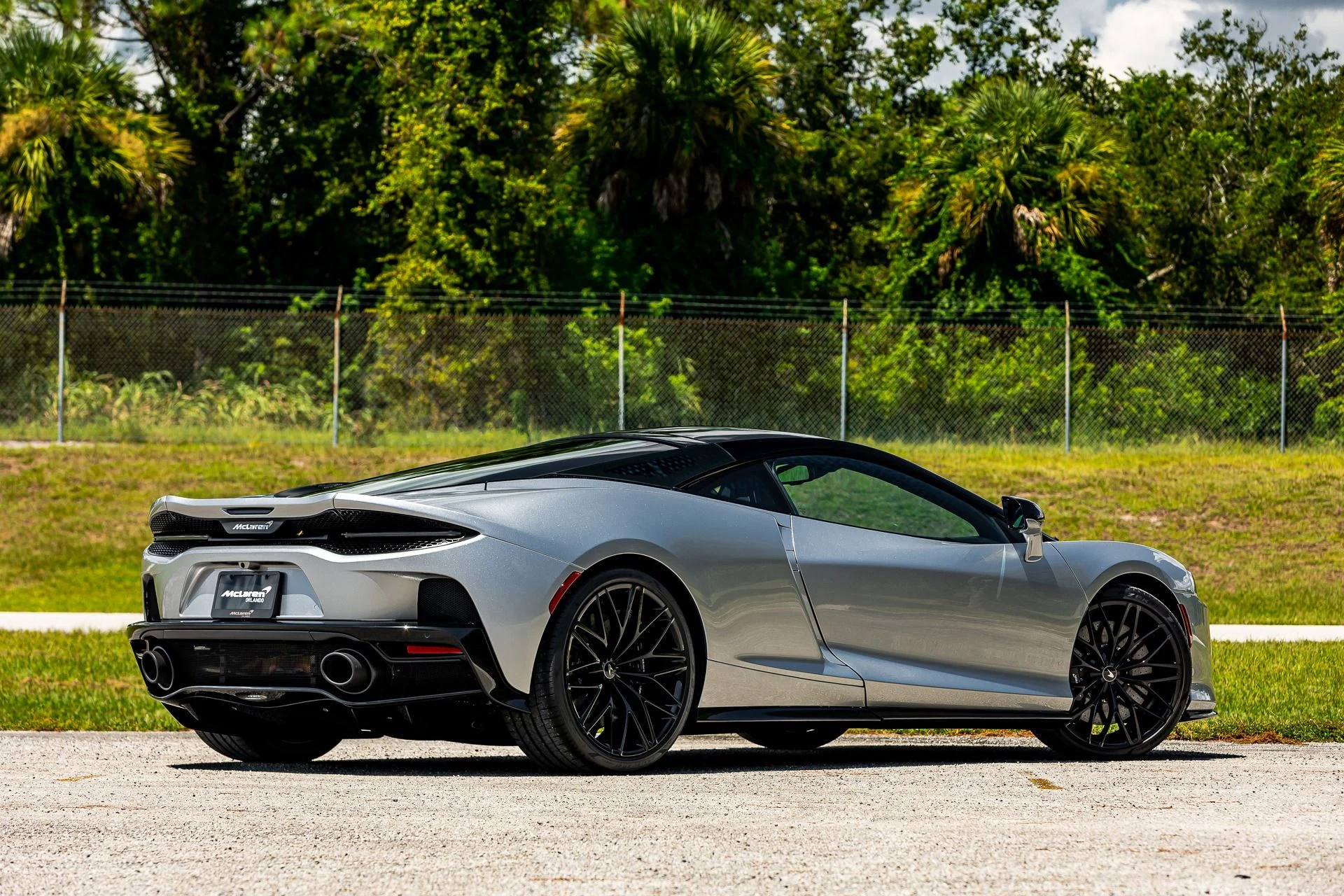 mph054_1473297166_137_p55_l_cc8ca67aae