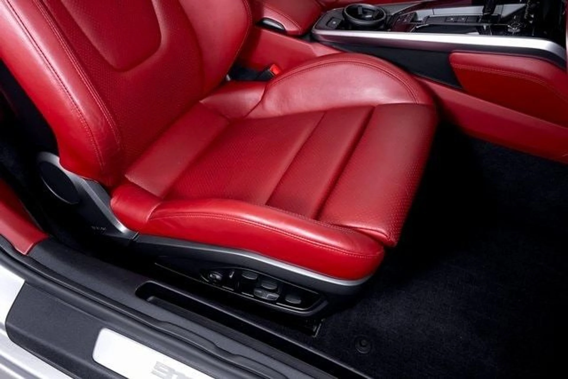 mph054_1478434851_d9c28f4177e02b9071382ca866602748x_558db2681c