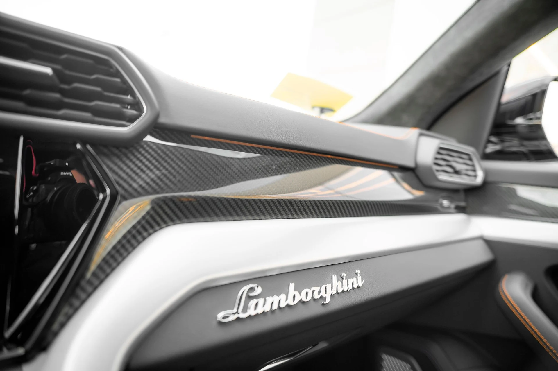 mph054_1543405226_fe356b1fc0794660bd4aaa387f0f3184_057e42c09d