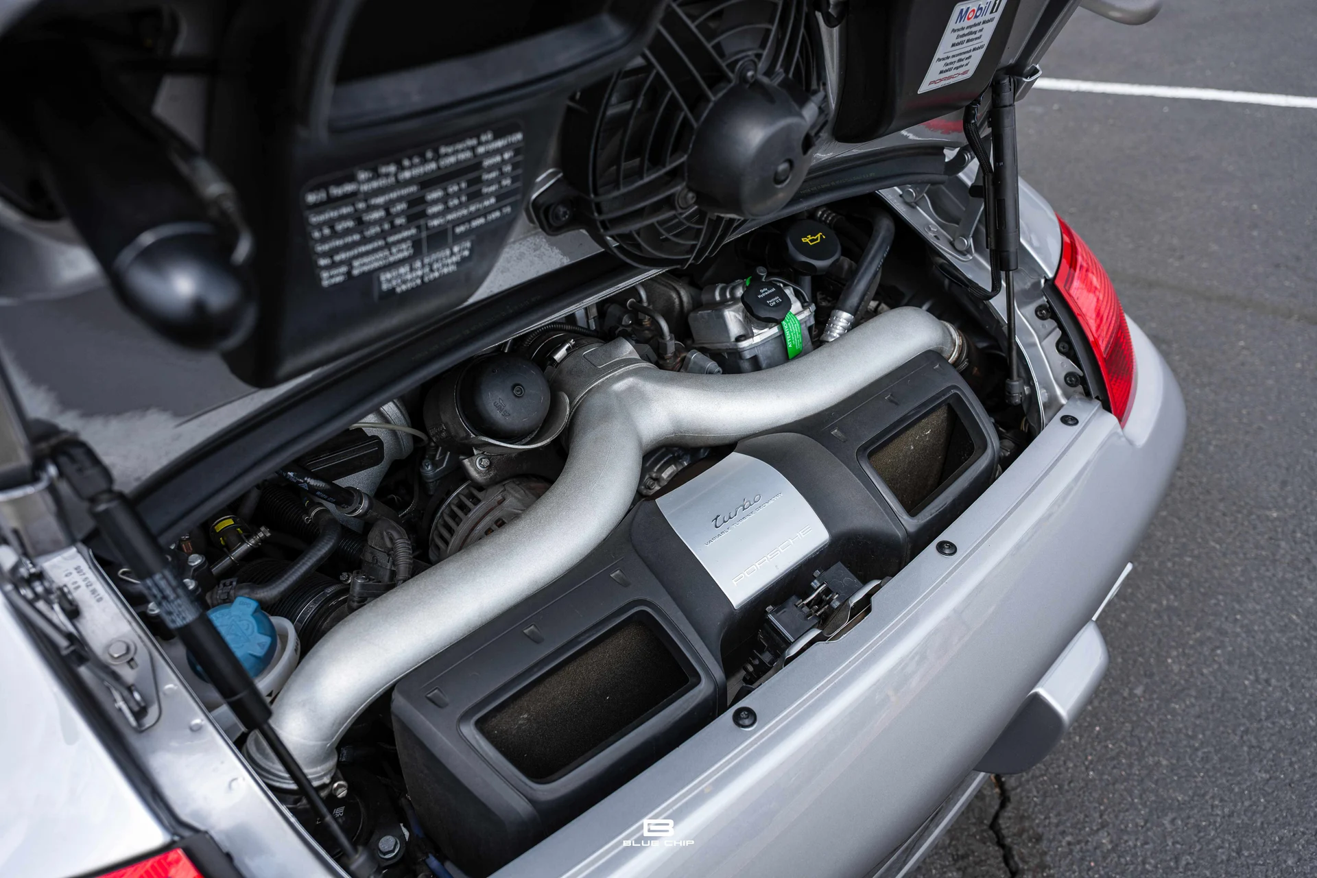mph054_1555826585_6a7b9702e09c80a7dd47bdd8_911_20_Turbo_20_Cab_55_16b2752860