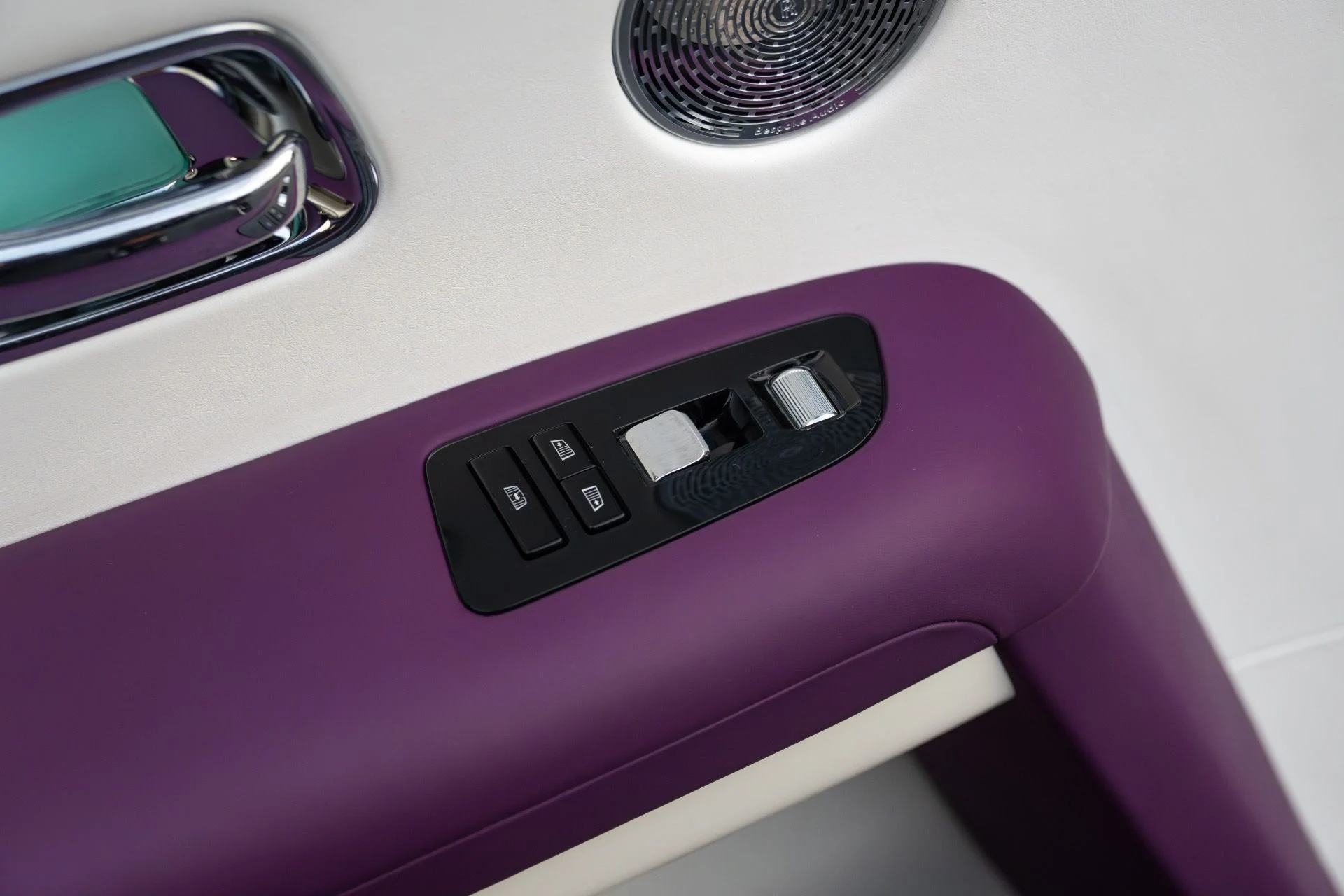 mph054_1561981943_Used_2021_Rolls_Royce_Ghost_1762913749_8bf6a5f5c7