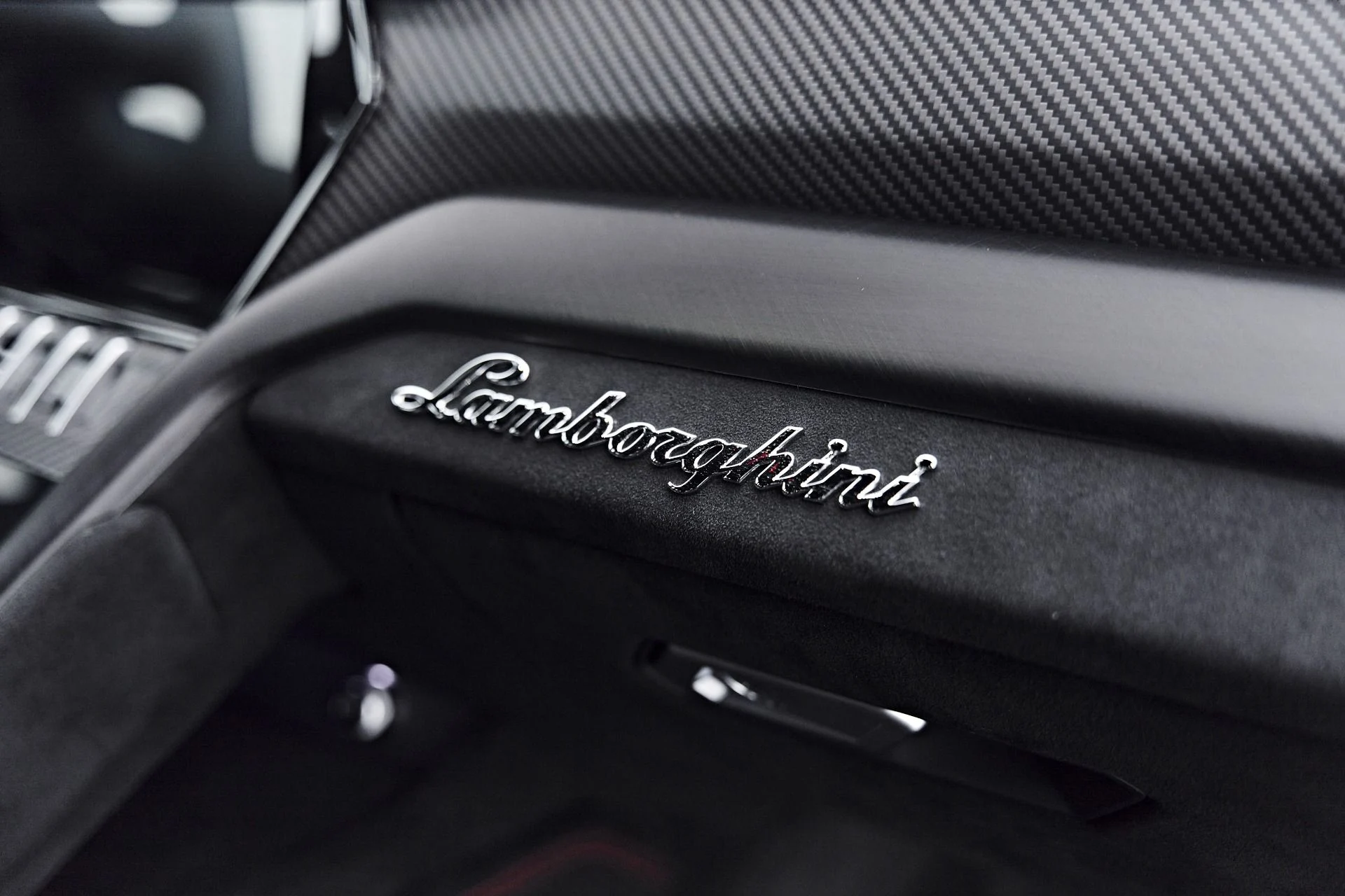 mph054_1636608136_Used_2023_Lamborghini_Urus_Performante_1790207633_451274e904