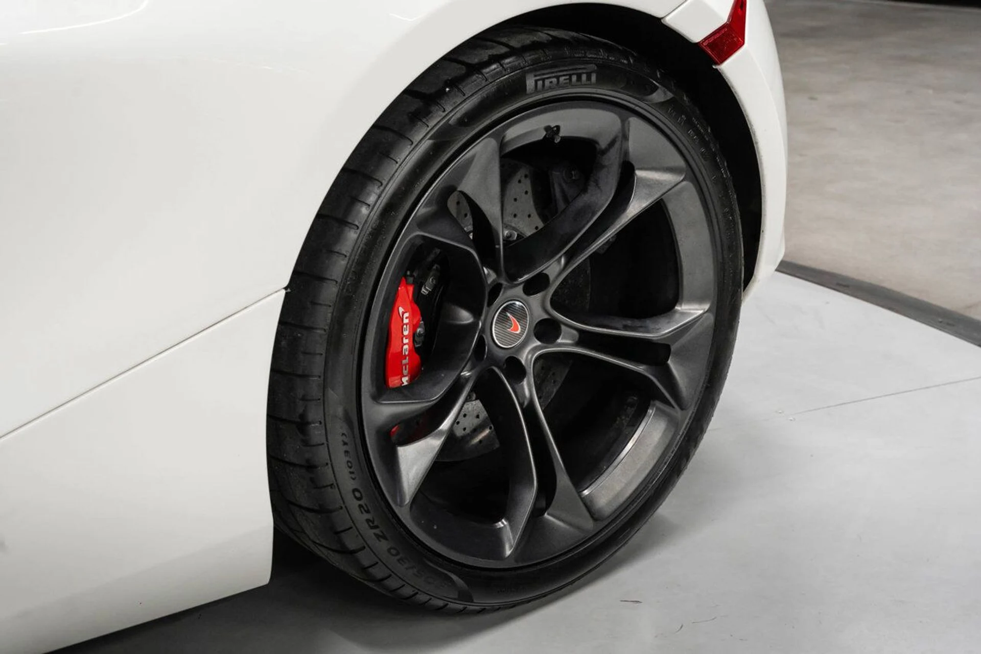 mph054_1662966207_mclaren_720s_2018_c841beec4d