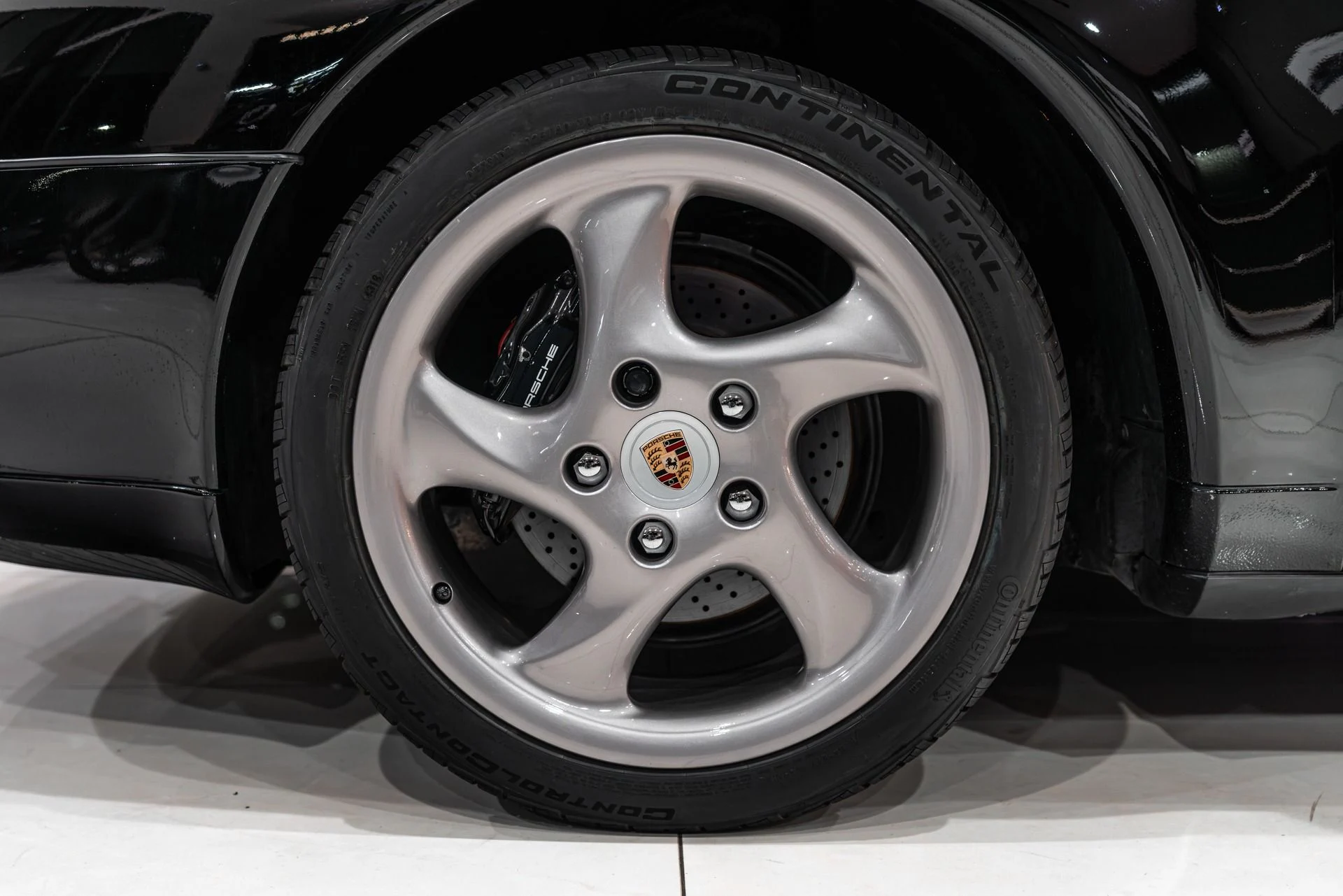 mph054_1673566780_13040_p55_l_1f336802df