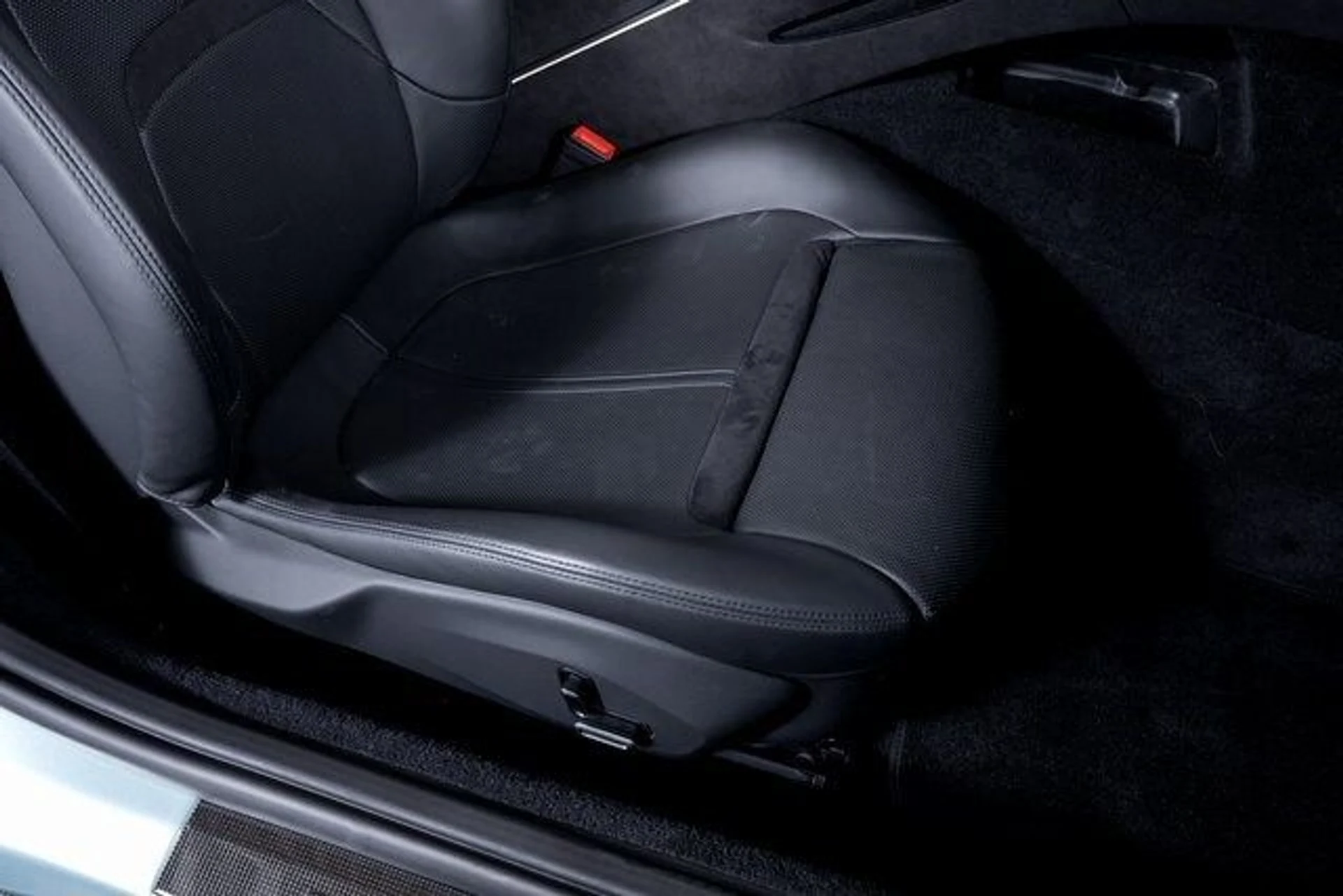 mph054_1692914863_38ef3b7c8b41edab120794bc6e83aaccx_9483a215a5