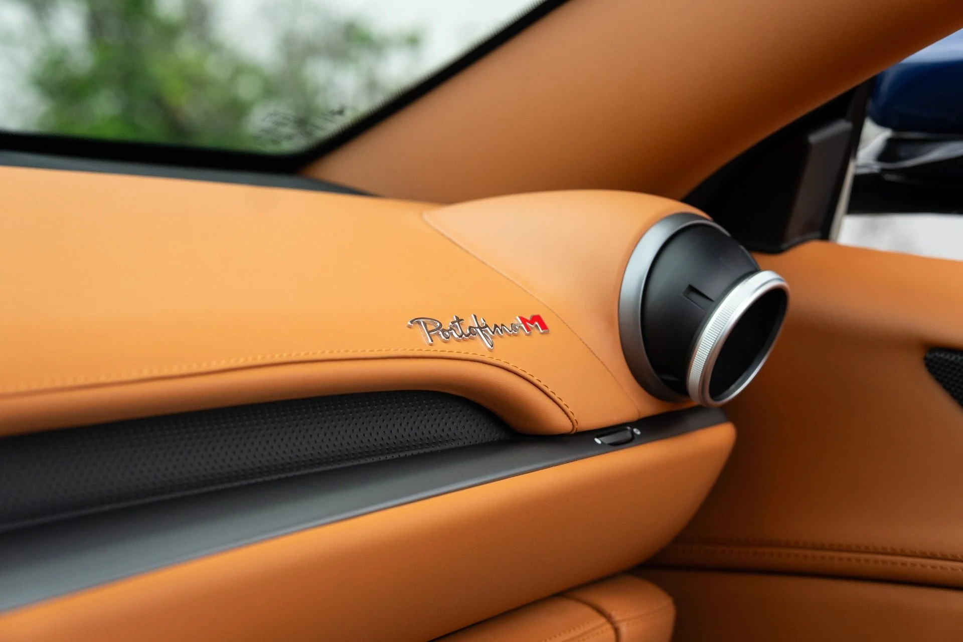 mph054_1702538160_Used_2022_Ferrari_Portofino_M_1770268435_4e3683ca32