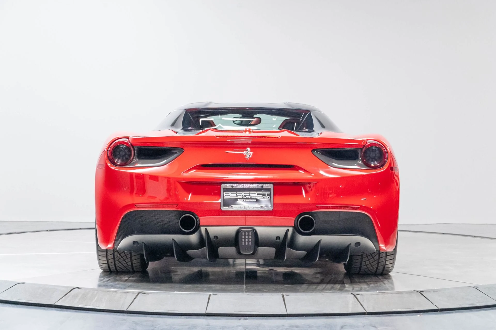 mph054_1718356472_Used_2018_Ferrari_488_Spider_1786656638_d6f95672f9