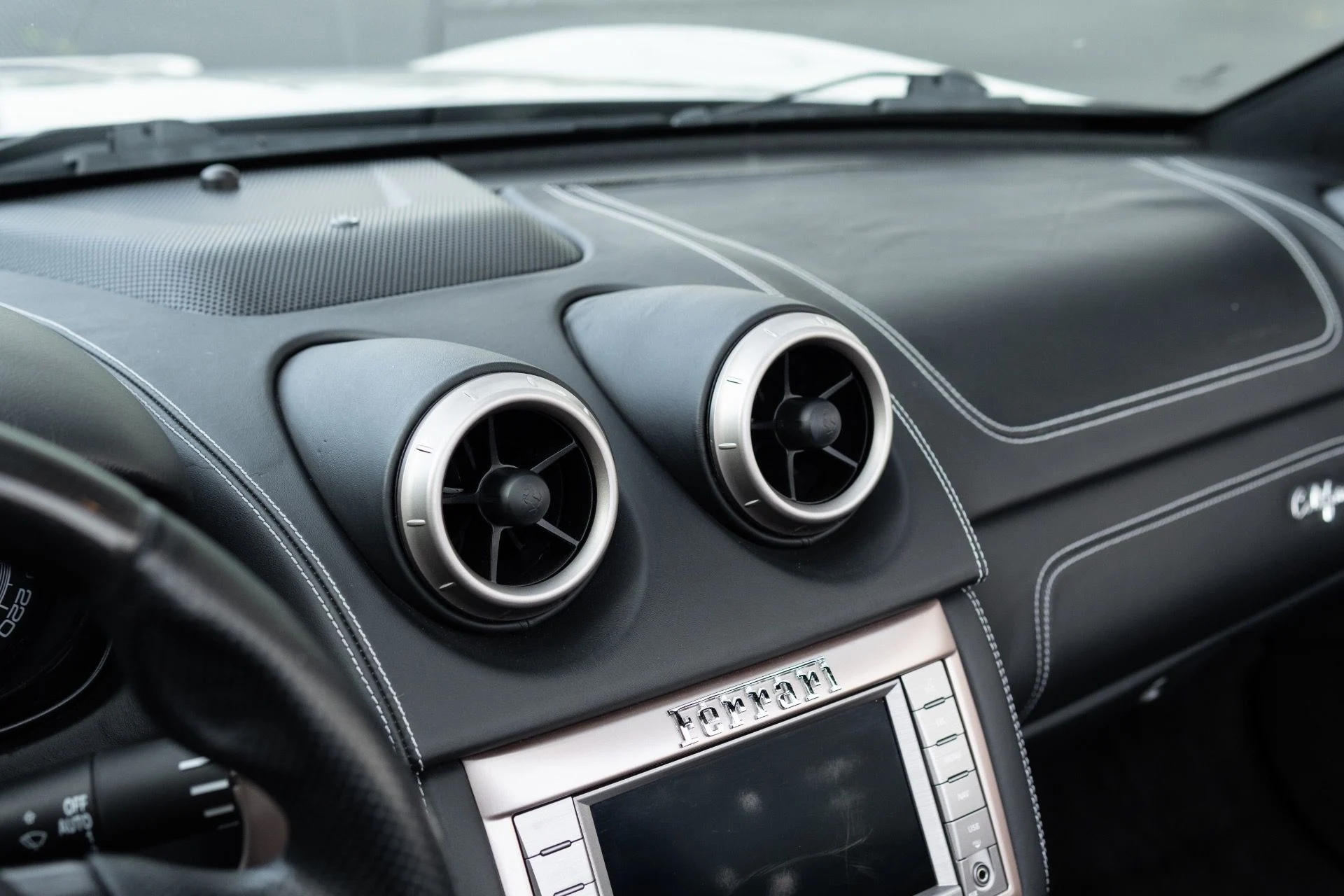 mph054_1771931371_Used_2014_Ferrari_California_1774924910_9f9b9d251f