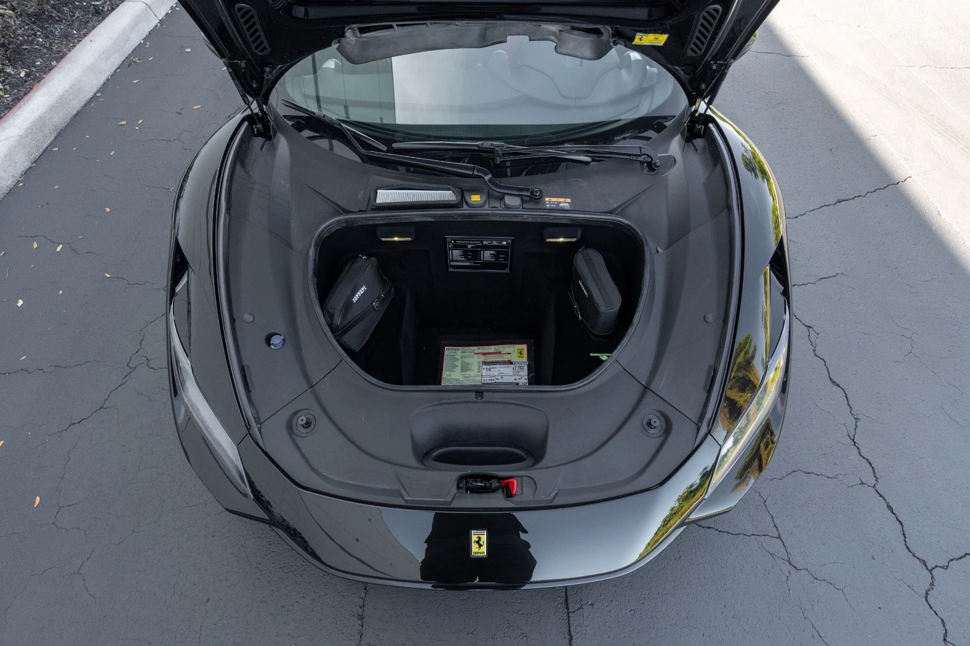 mph054_178237603_Used_2020_Ferrari_F8_Tributo_1767738008_a16405830e