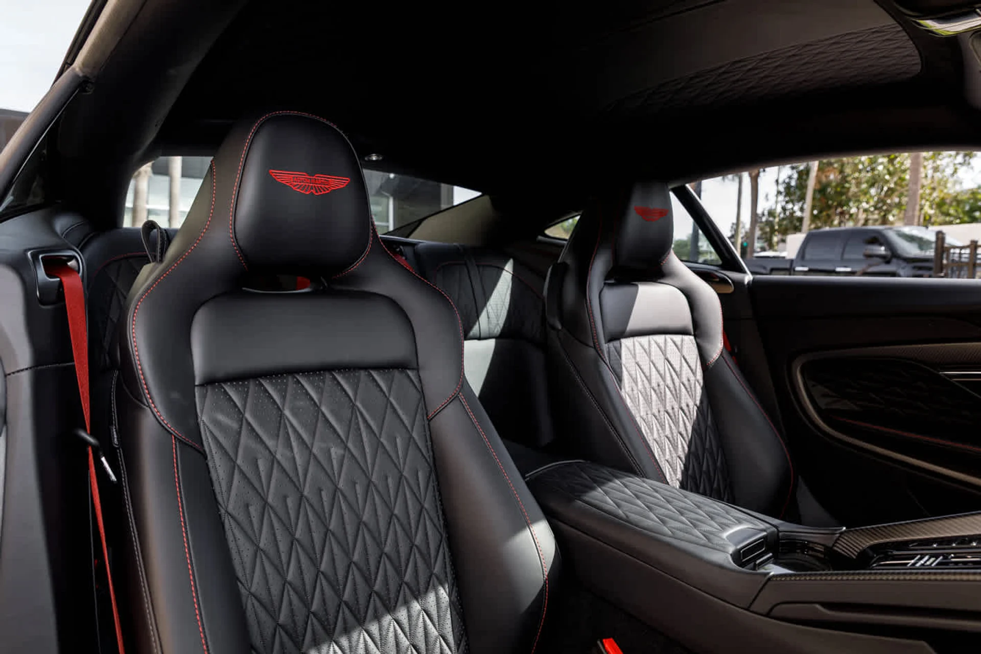 mph054_1828720106_55_9c0bbe9715