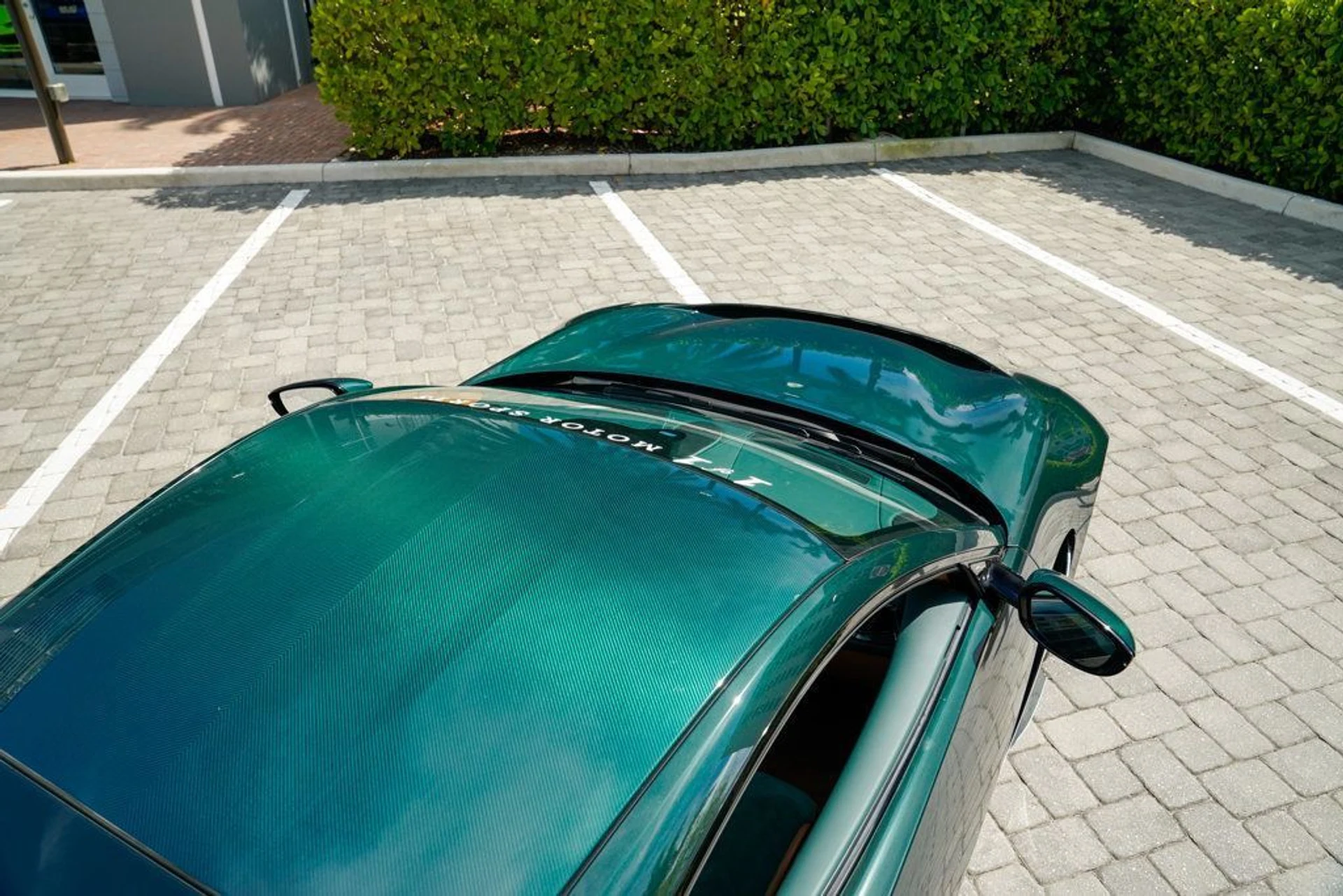 mph054_1833591567_used_2023_aston_martin_vantage_v12coupe_14354_22896697_55_1024_19d6b7076d