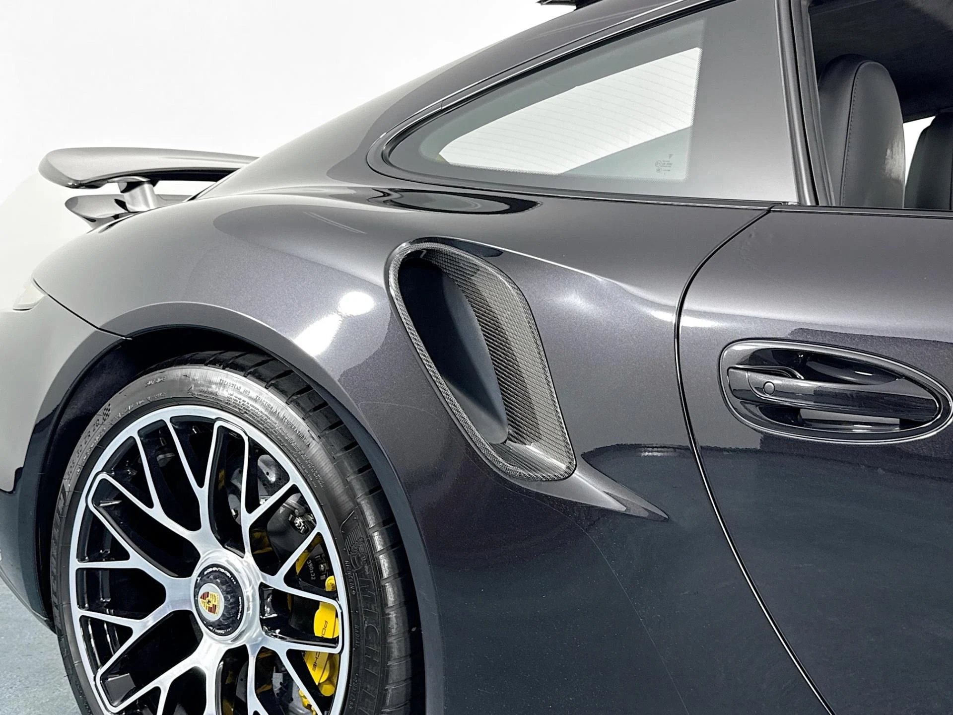 mph054_1876633330_Used_2014_Porsche_911_Turbo_S_1785187781_ad695bc640