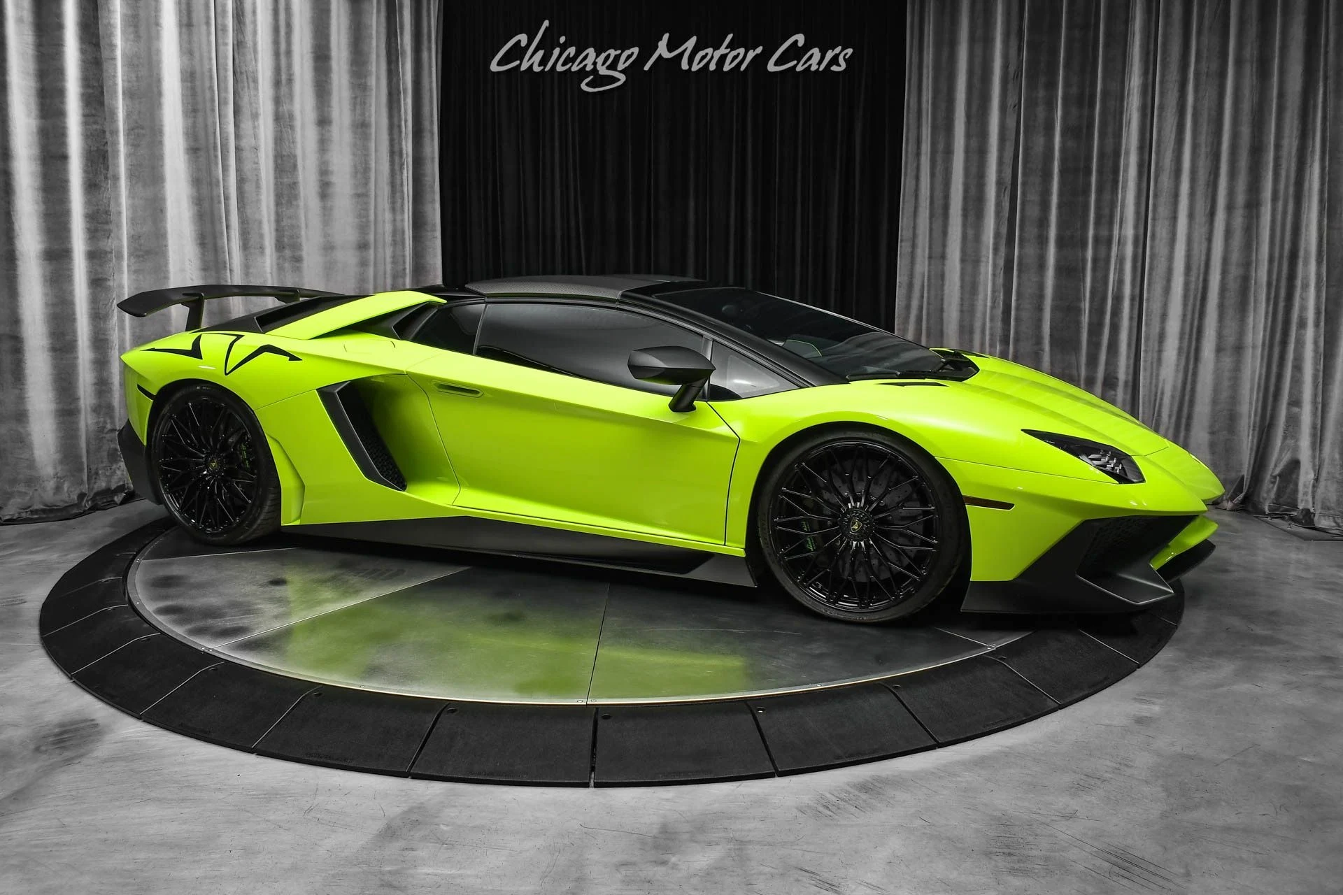 mph054_1890514206_12323_p55_l_d756c13915