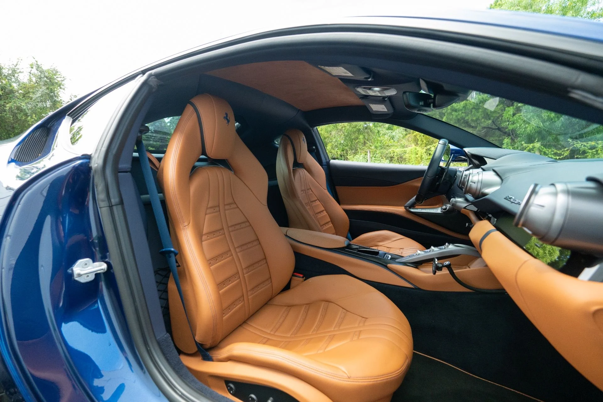 mph054_1901628895_Used_2020_Ferrari_812_Superfast_1758742343_c6b7b2dc43