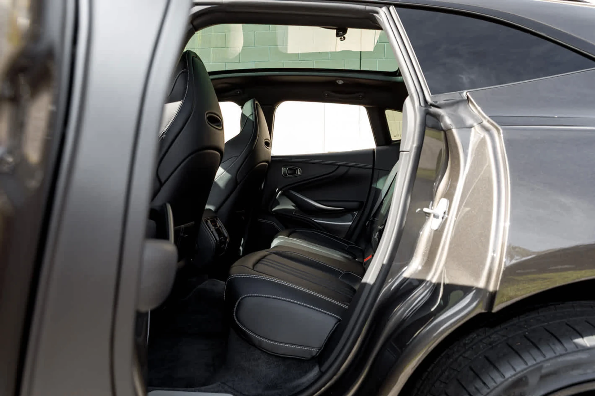 mph054_191933246_55_c89bbaf2ac