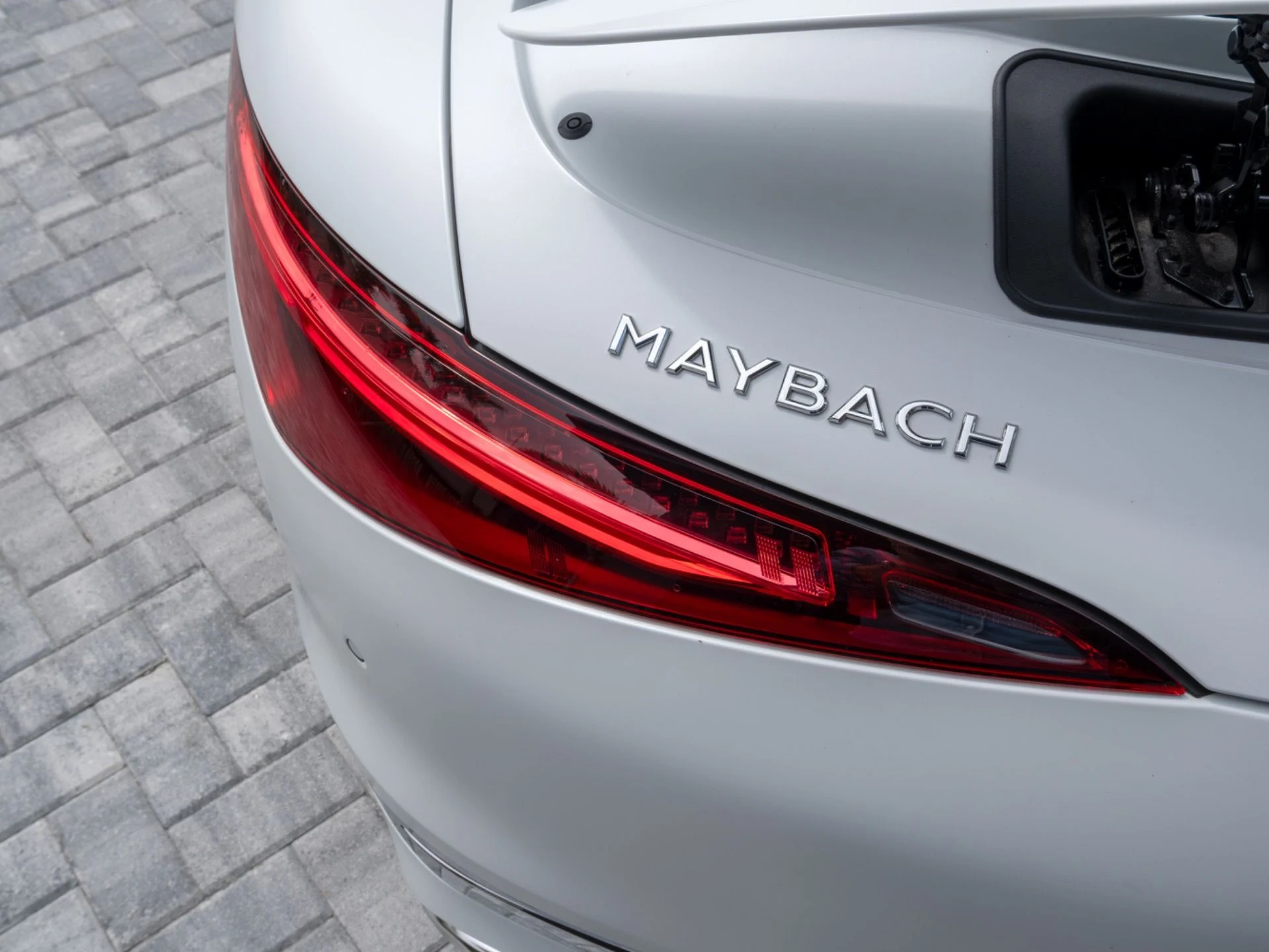 mph054_1919856011_Used_2026_Mercedes_Benz_SL_Maybach_SL_680_Monogram_Series_1775231670_3520494c36