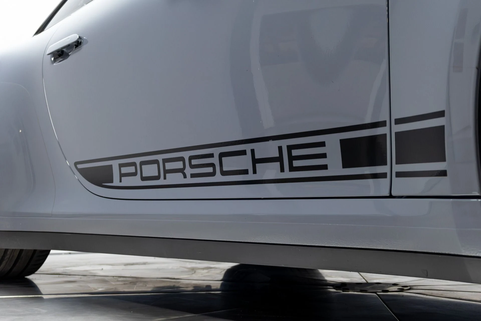 mph054_1987029200_Used_2024_Porsche_911_1774039969_86ea836bd3