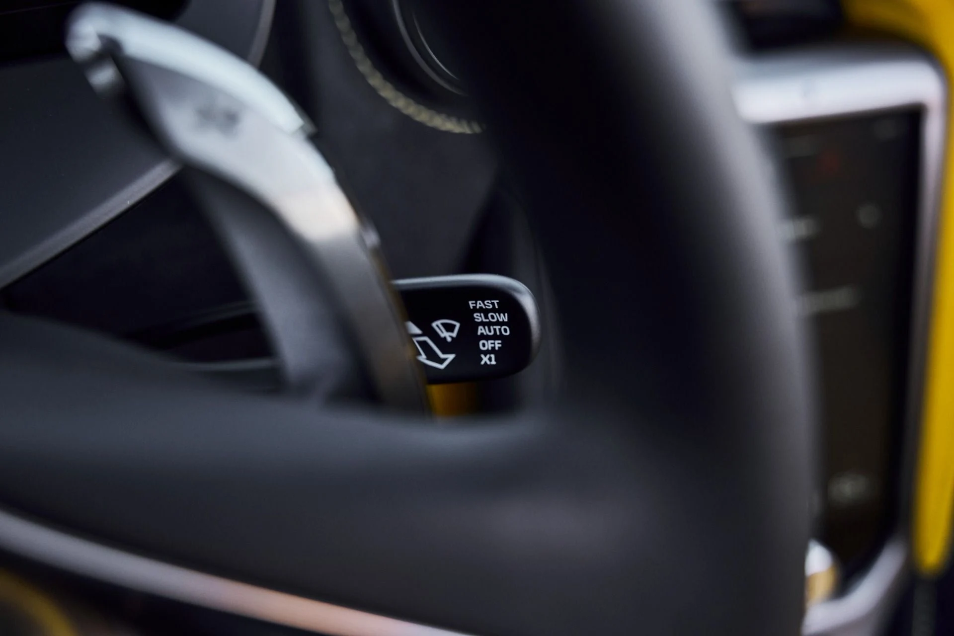 mph054_1995583114_Used_2026_Mc_Laren_750_S_1775868077_b5cde30fe2