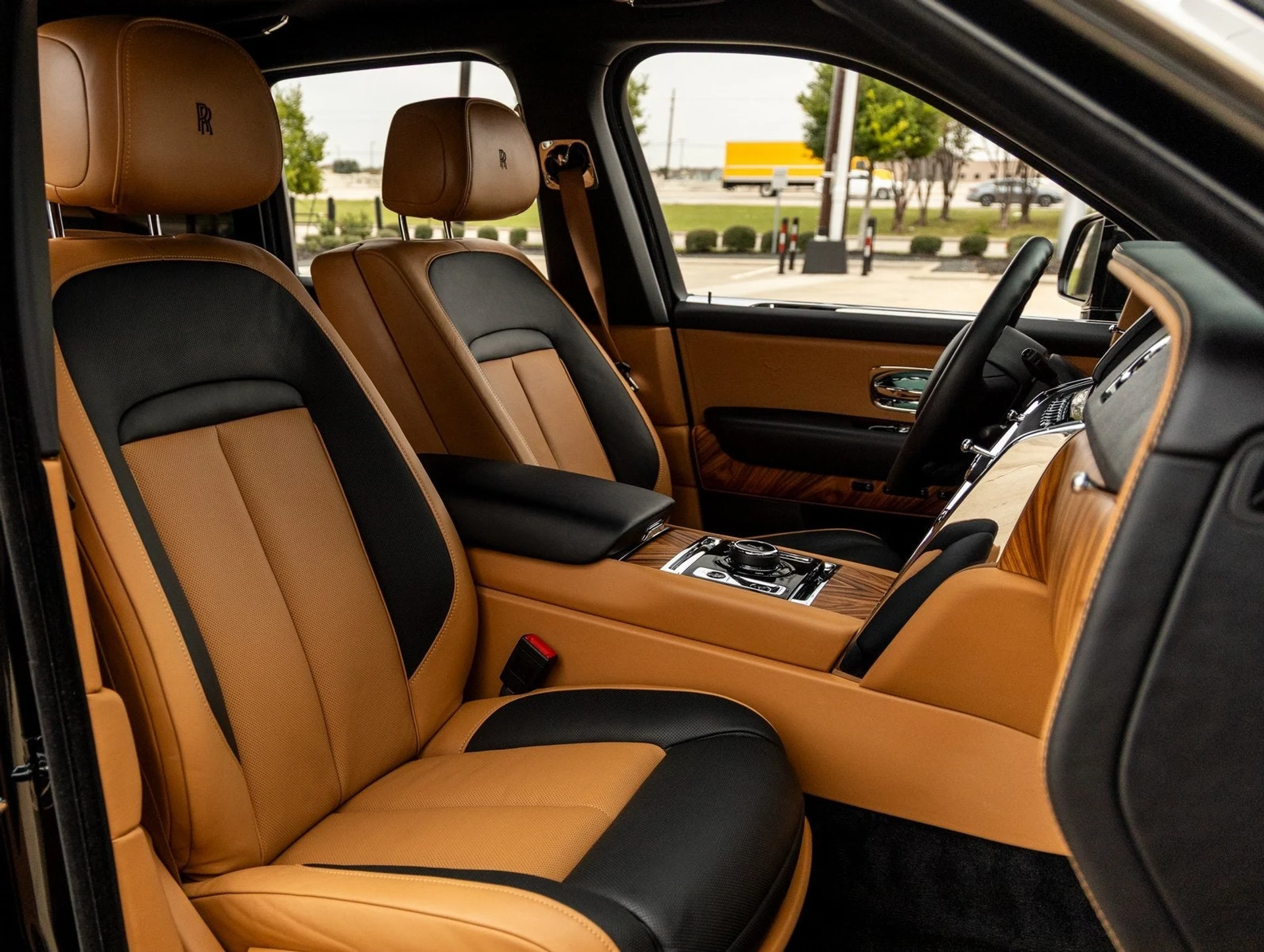 mph054_2029258390_55_63fd979748