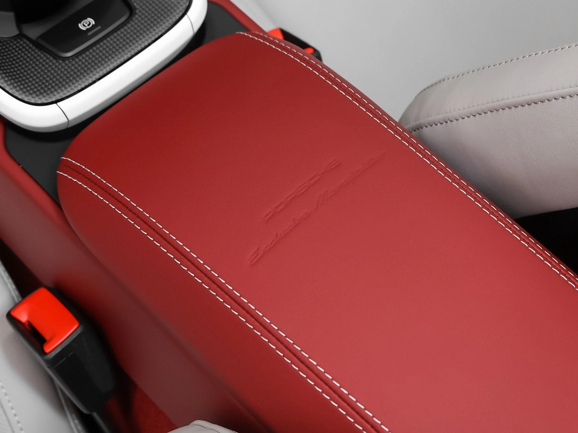 mph054_20440289_55_79f7f0c0f1