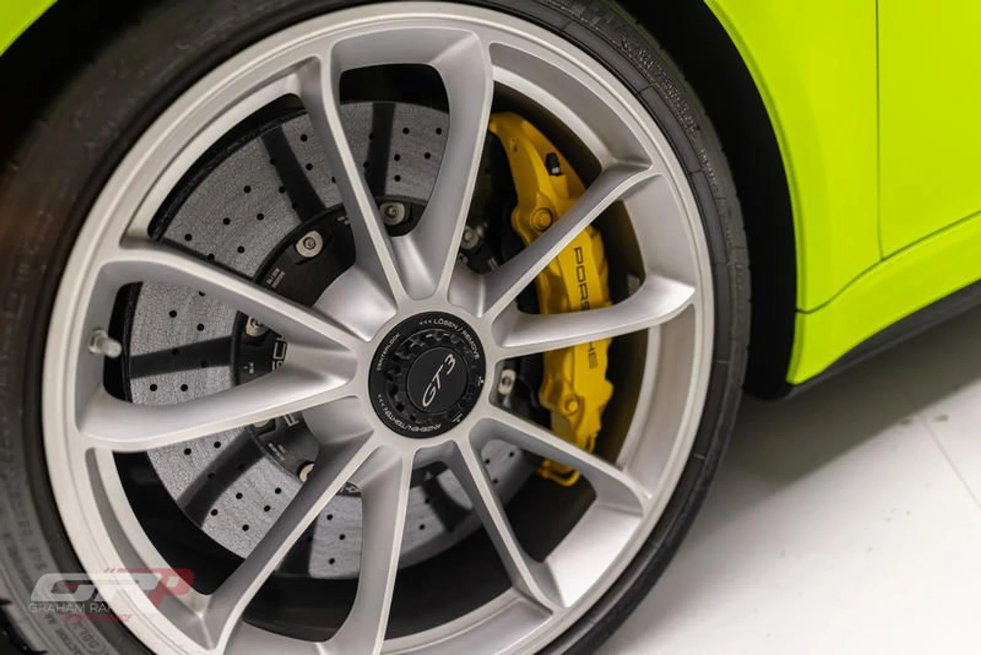 mph054_2058001918_2_CF_622_C9_F5_D3_4_F38_A395_DBC_896115616_88ebf19756