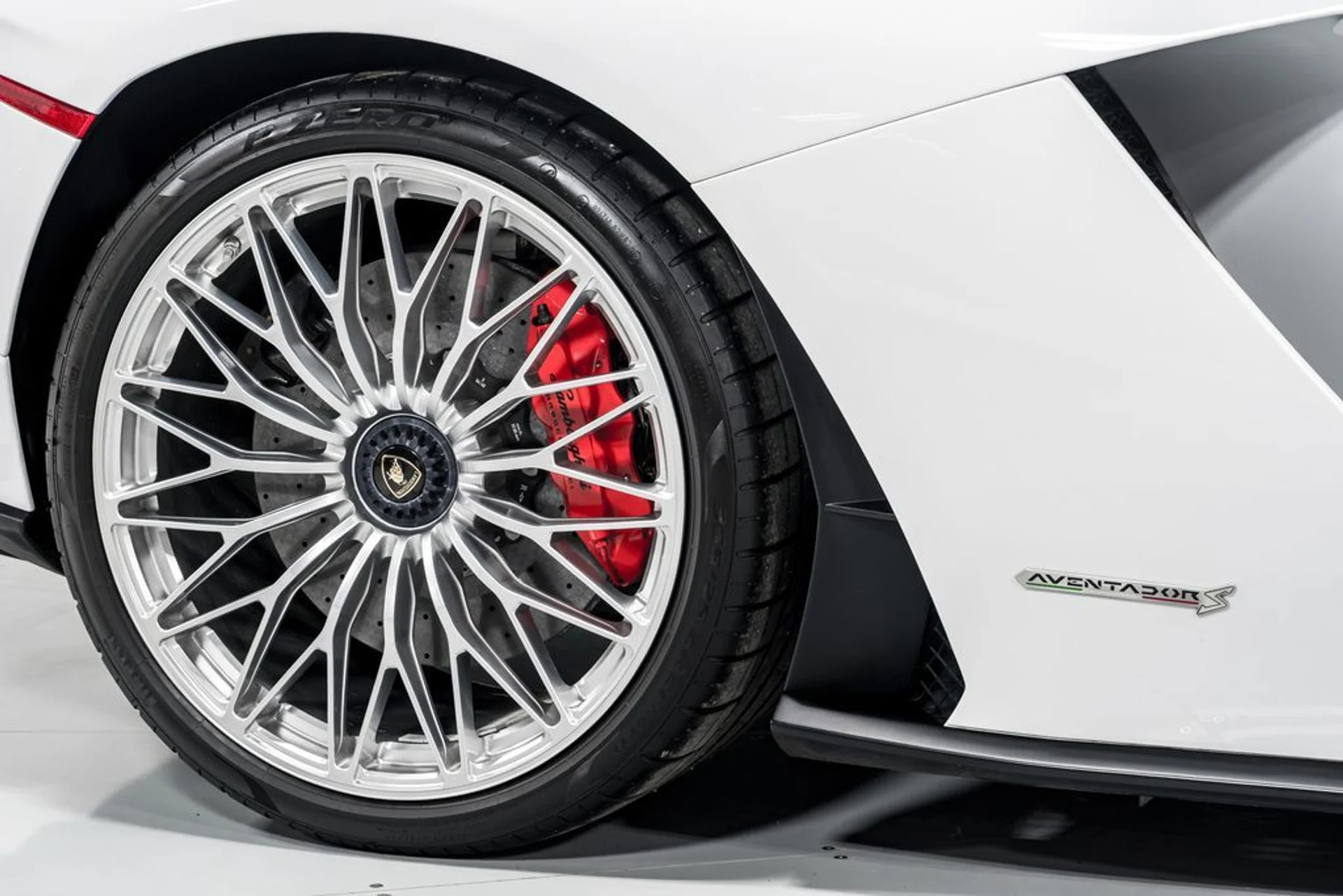 mph054_2076268555_598c5cfa89dfd844bafafa459ffc9679x_d7ccf00039