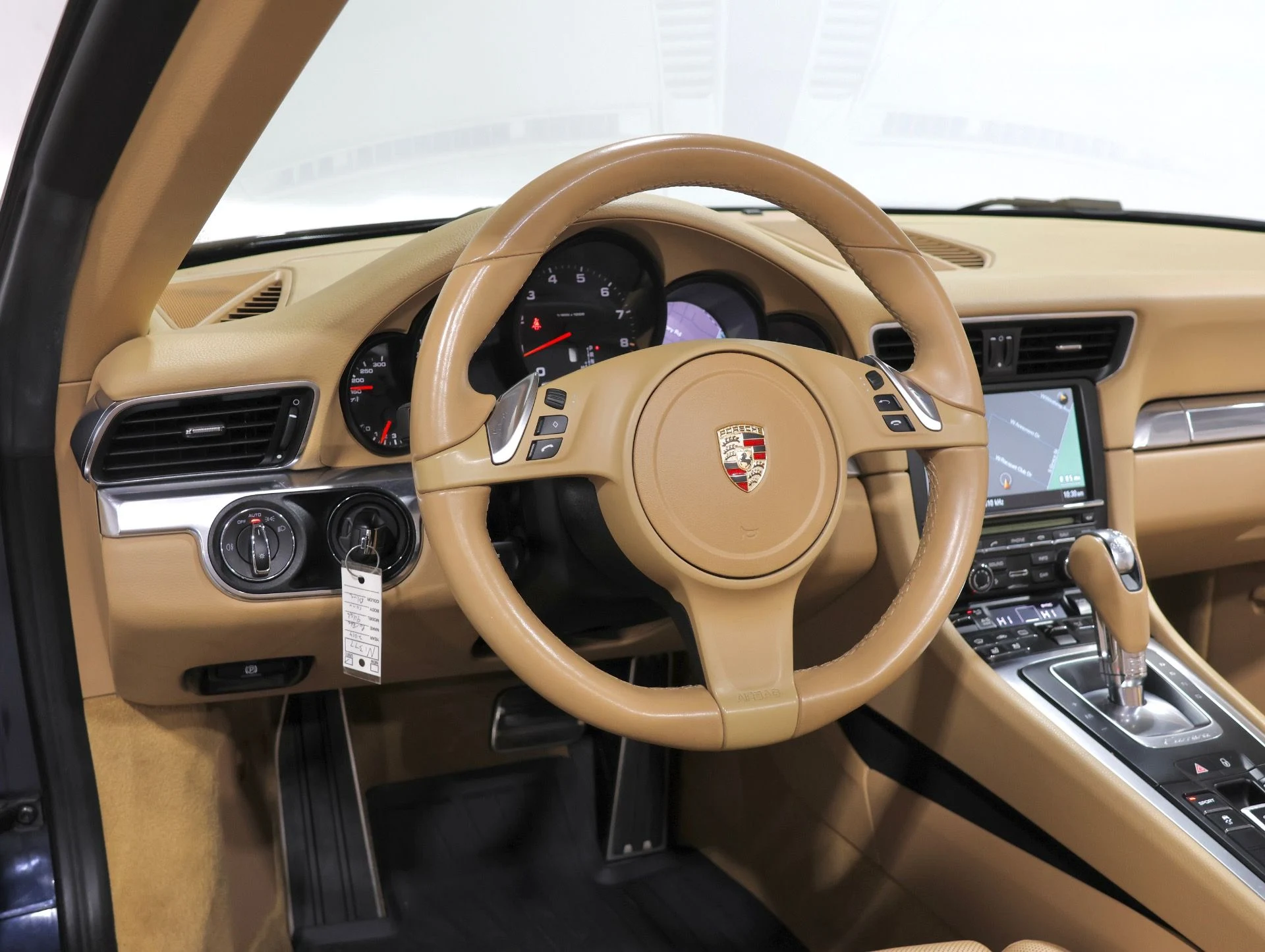 mph054_2079030837_Used_2014_Porsche_911_Carrera_Only_6_K_Miles_Just_Serviced_110_K_MSRP_Gorgeous_Spec_1778189104_ce33390366