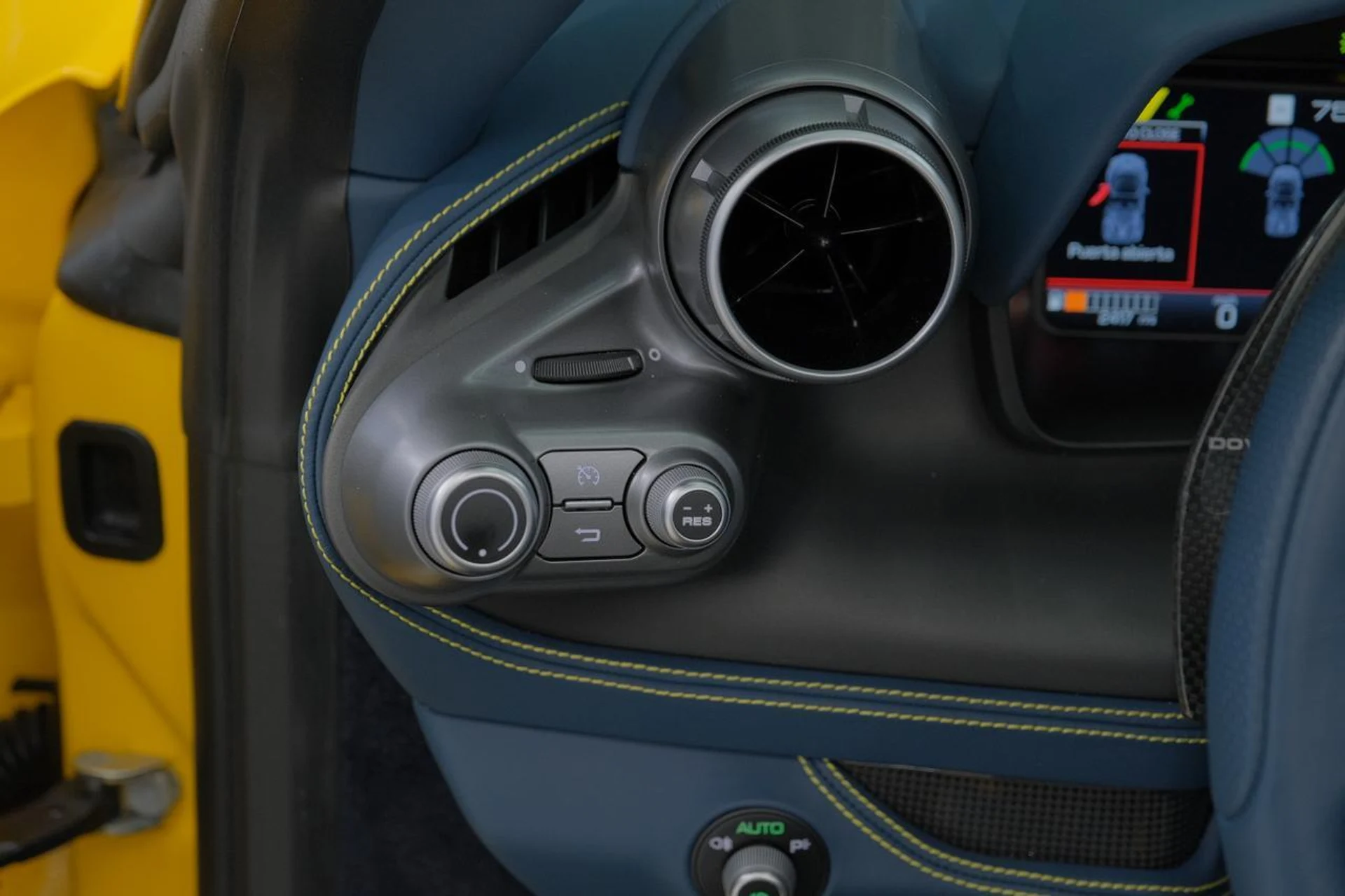 mph054_2082077073_11da61fc1e683a139fa82c0c6abd432f_64cece3195