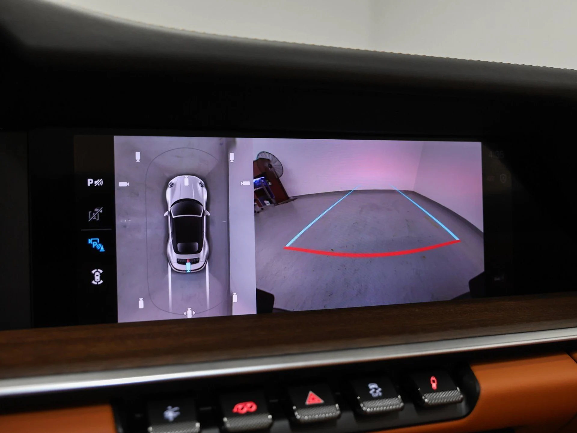 mph054_2115950335_55_70caf560dd