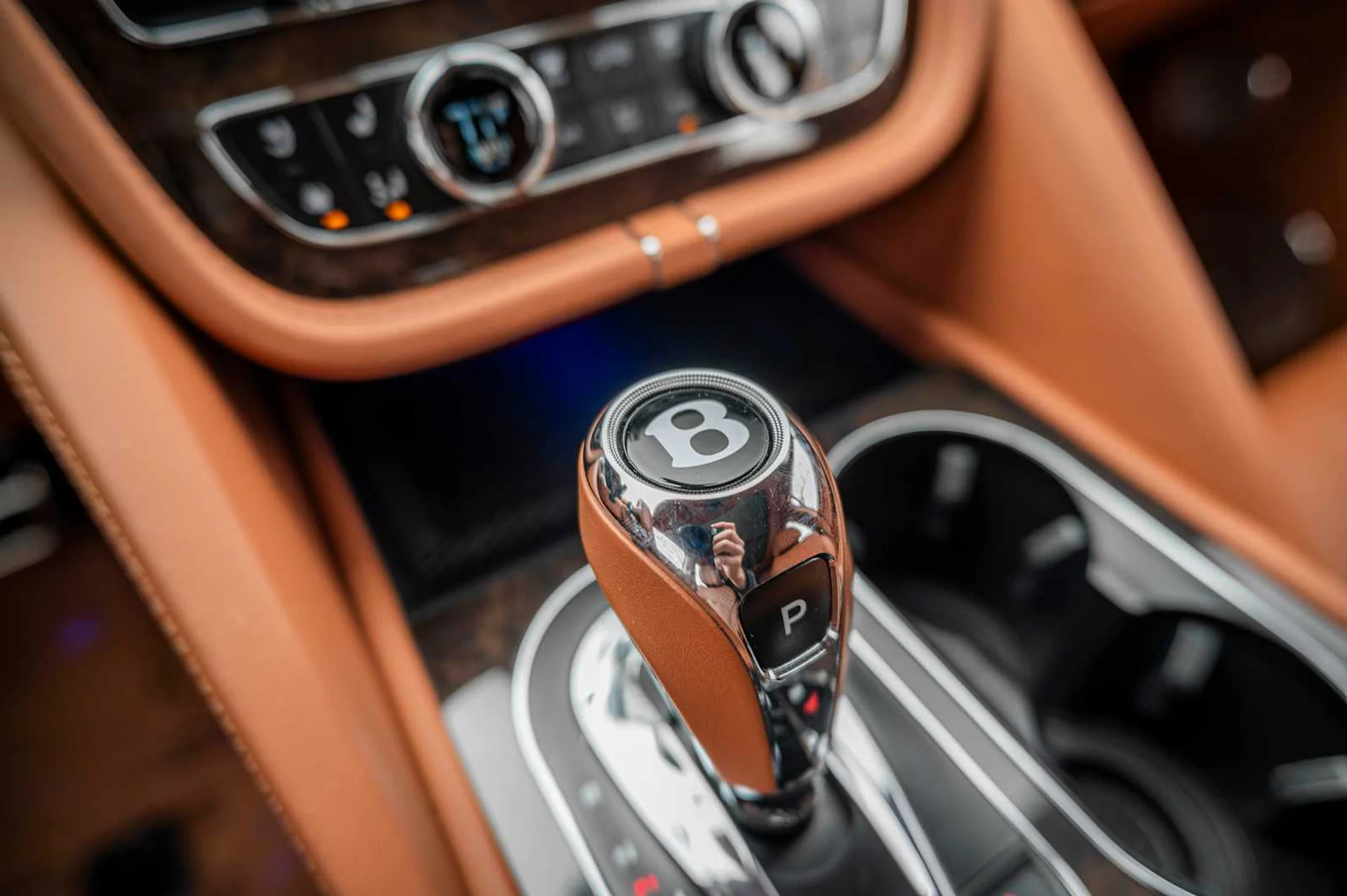 mph054_212579990_d5b6643f230615945d3a14a3e8c31ee8x_288552d61f