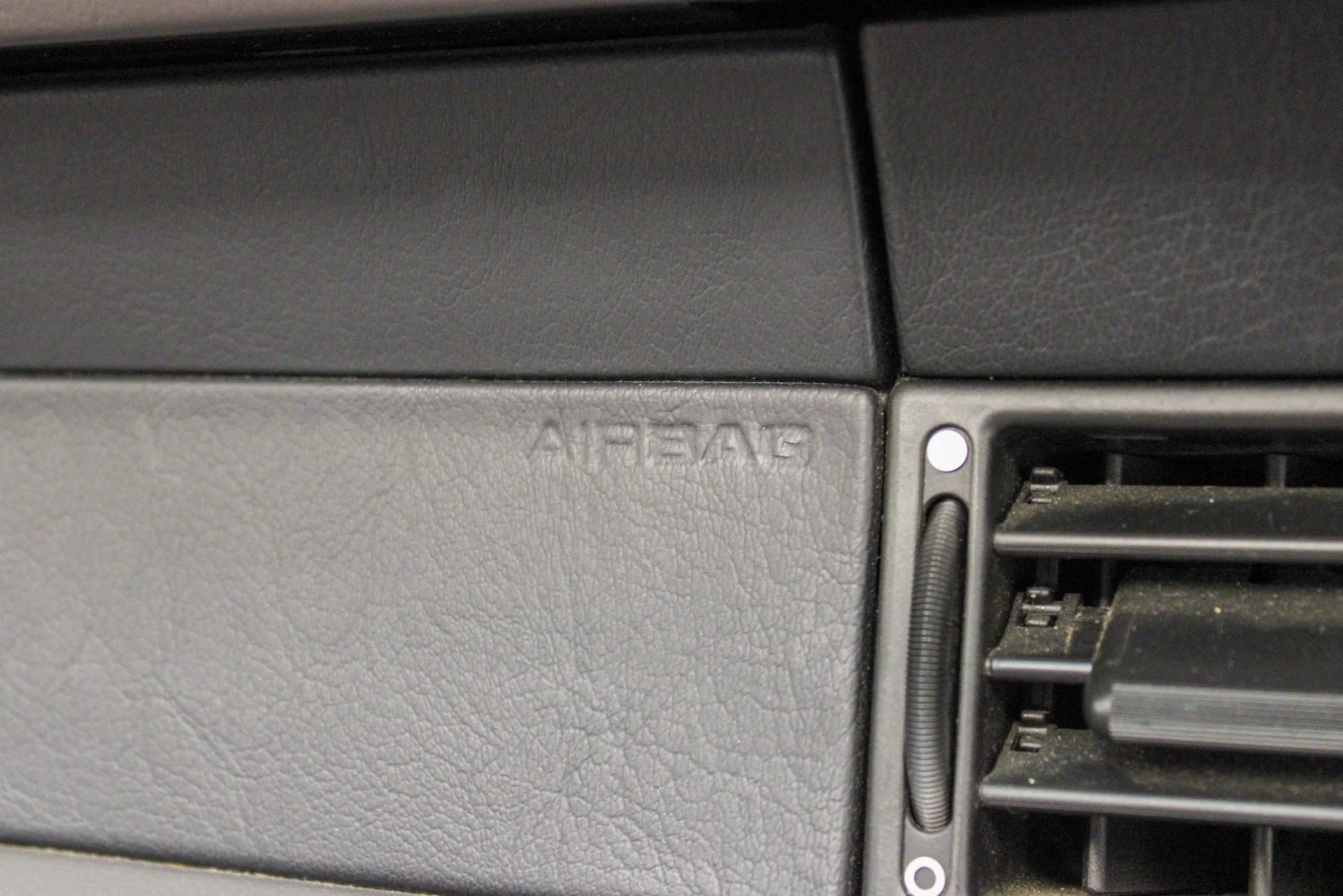 mph054_2140022329_b8ed76730807ade3f36e4aa4c165dca1_02bb87f61f