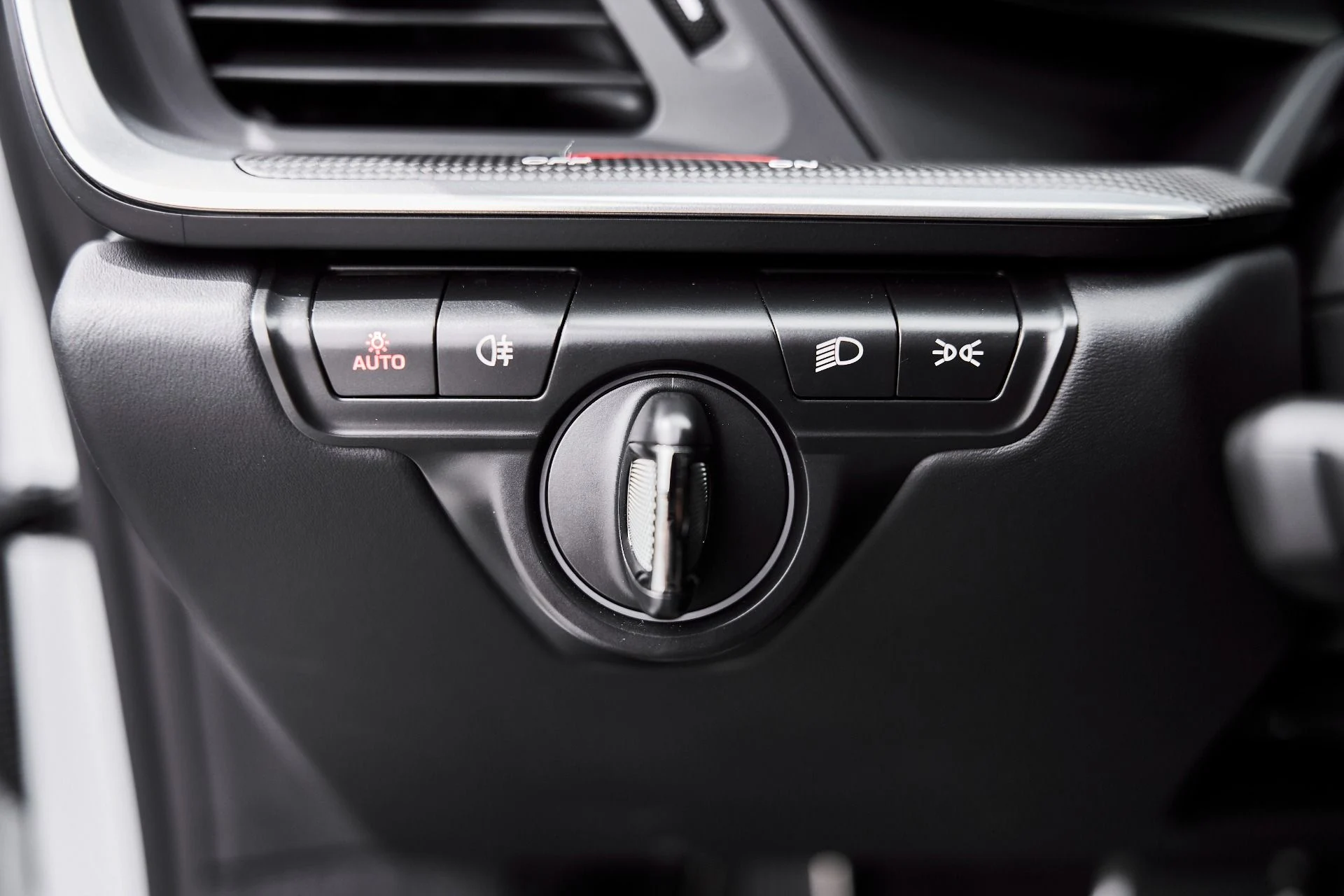 mph054_2154267810_Used_2024_Porsche_911_Turbo_S_1776446047_50494f806c