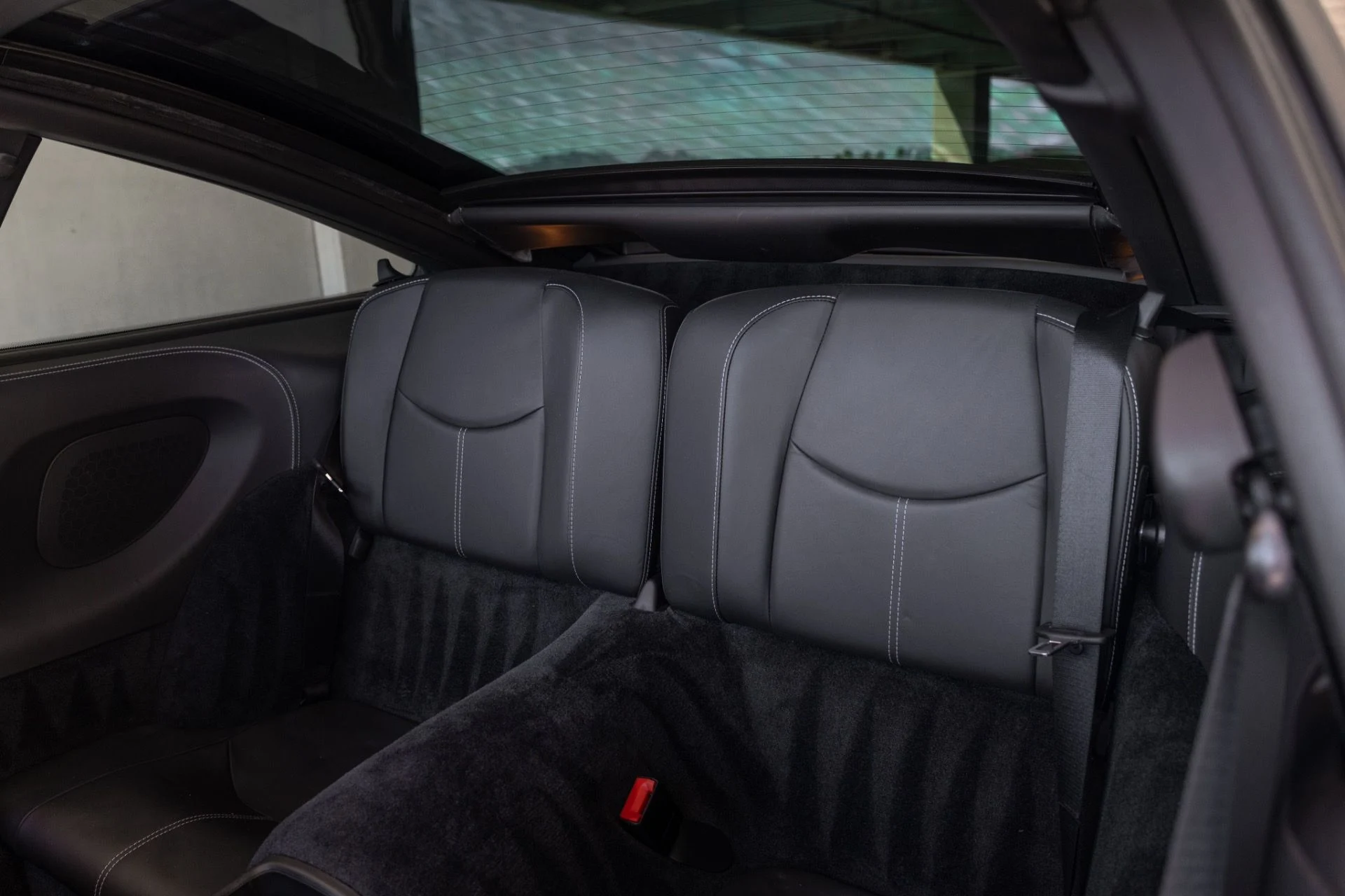 mph054_2167018973_Used_2010_Porsche_911_Targa_4_S_1775765317_be74f0b92b