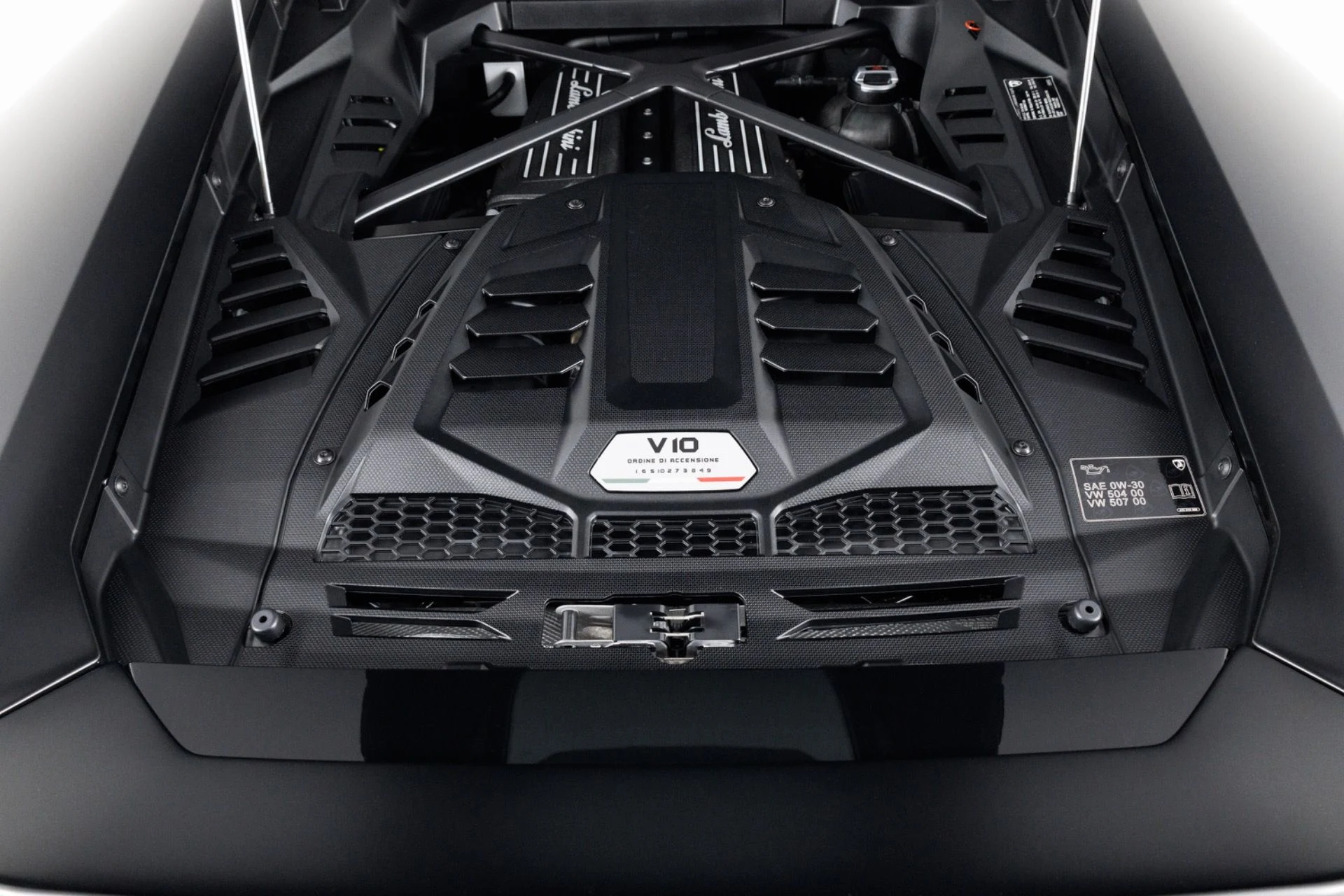 mph054_2167340249_Used_2023_Lamborghini_Huracan_EVO_1790005636_8fd94659a1