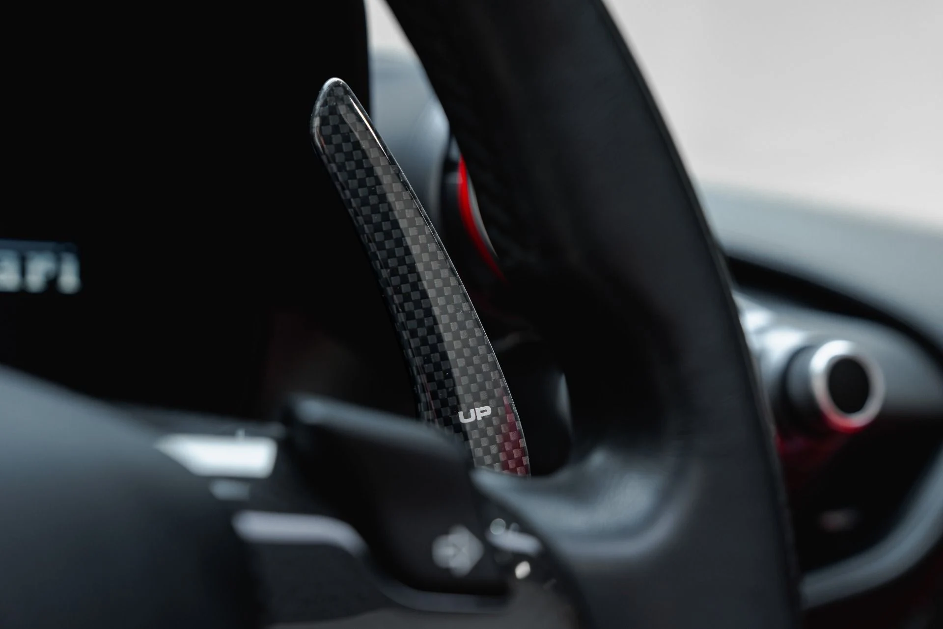 mph054_2220133519_Used_2022_Ferrari_F8_Spider_1788281698_20624b9490