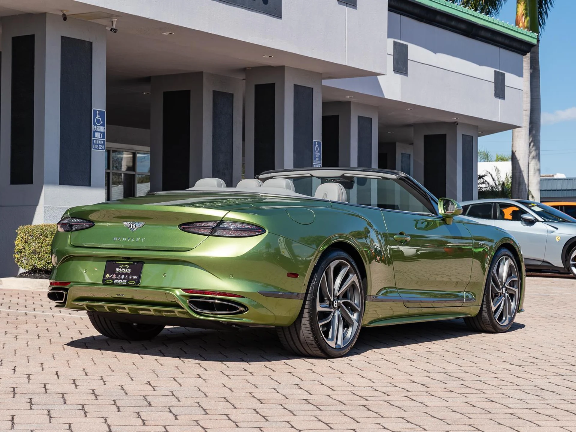 mph054_225888237_Used_2025_Bentley_Continental_GT_Speed_1770806133_94eba049a1