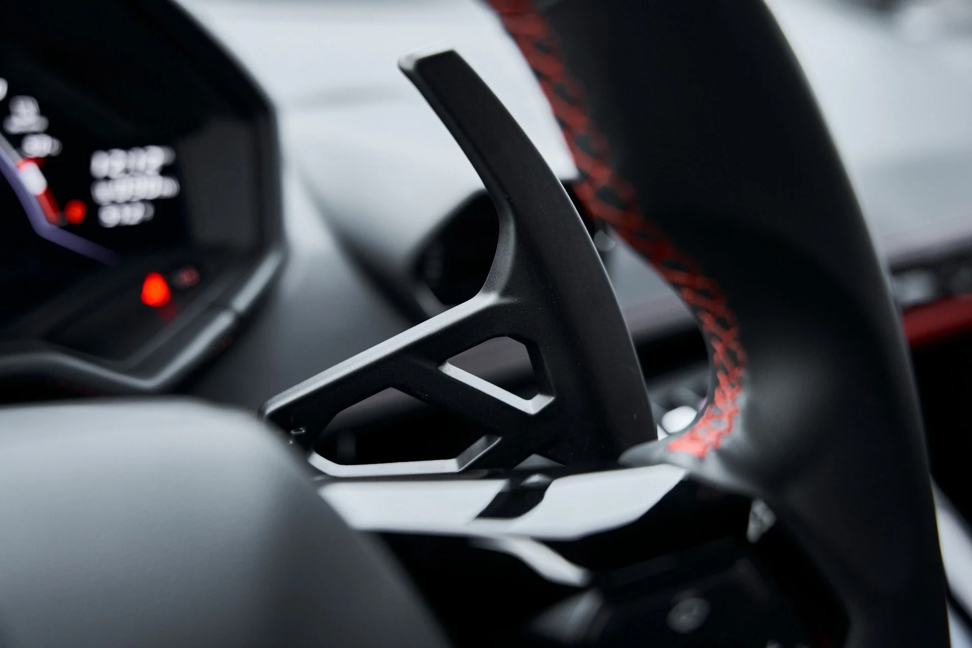 mph054_228936630_Used_2023_Lamborghini_Huracan_EVO_Base_1769049095_6bfa265de7