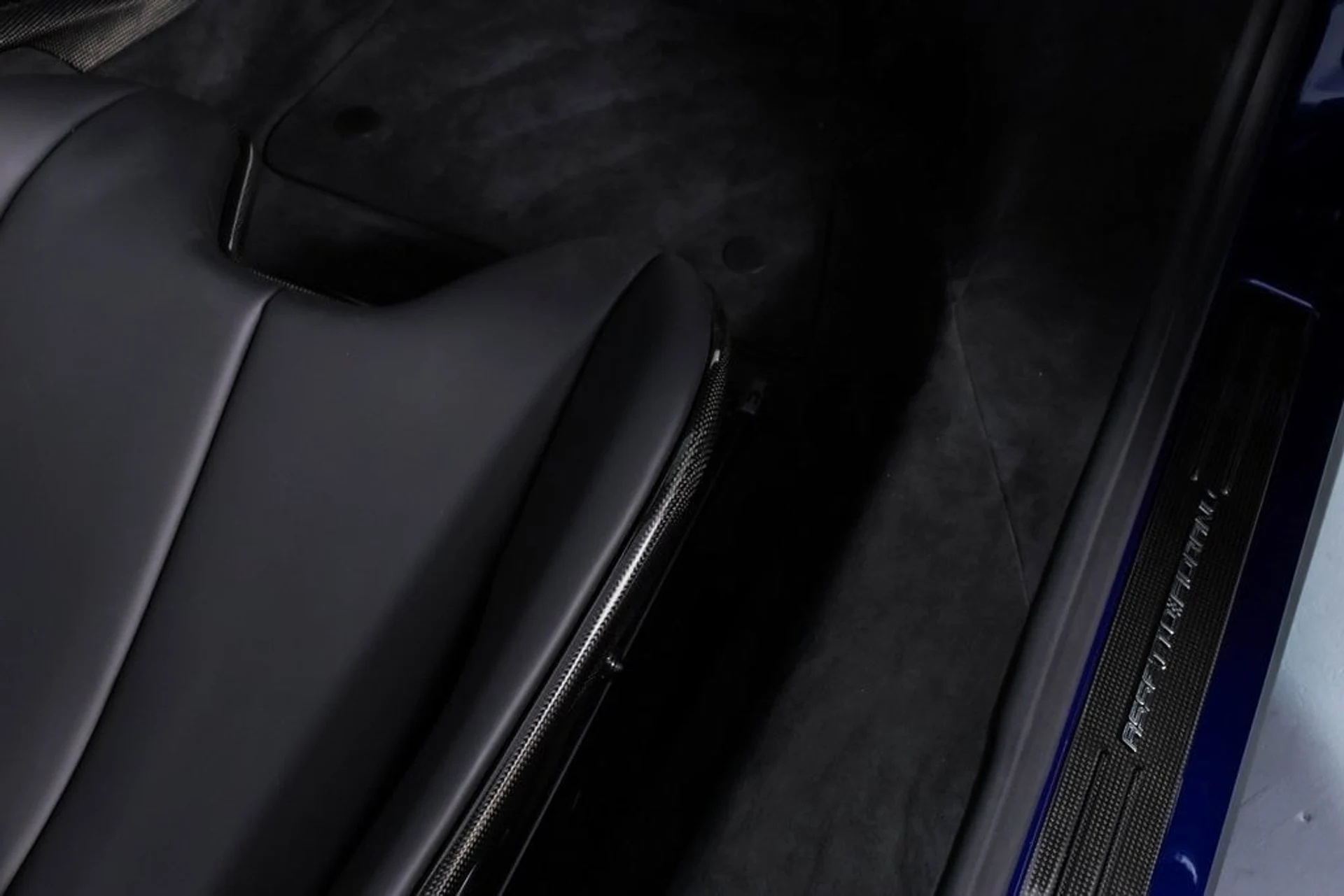 mph054_2317769175_48ee70692906b4f5940da2ee13c01119x_cb4d109049