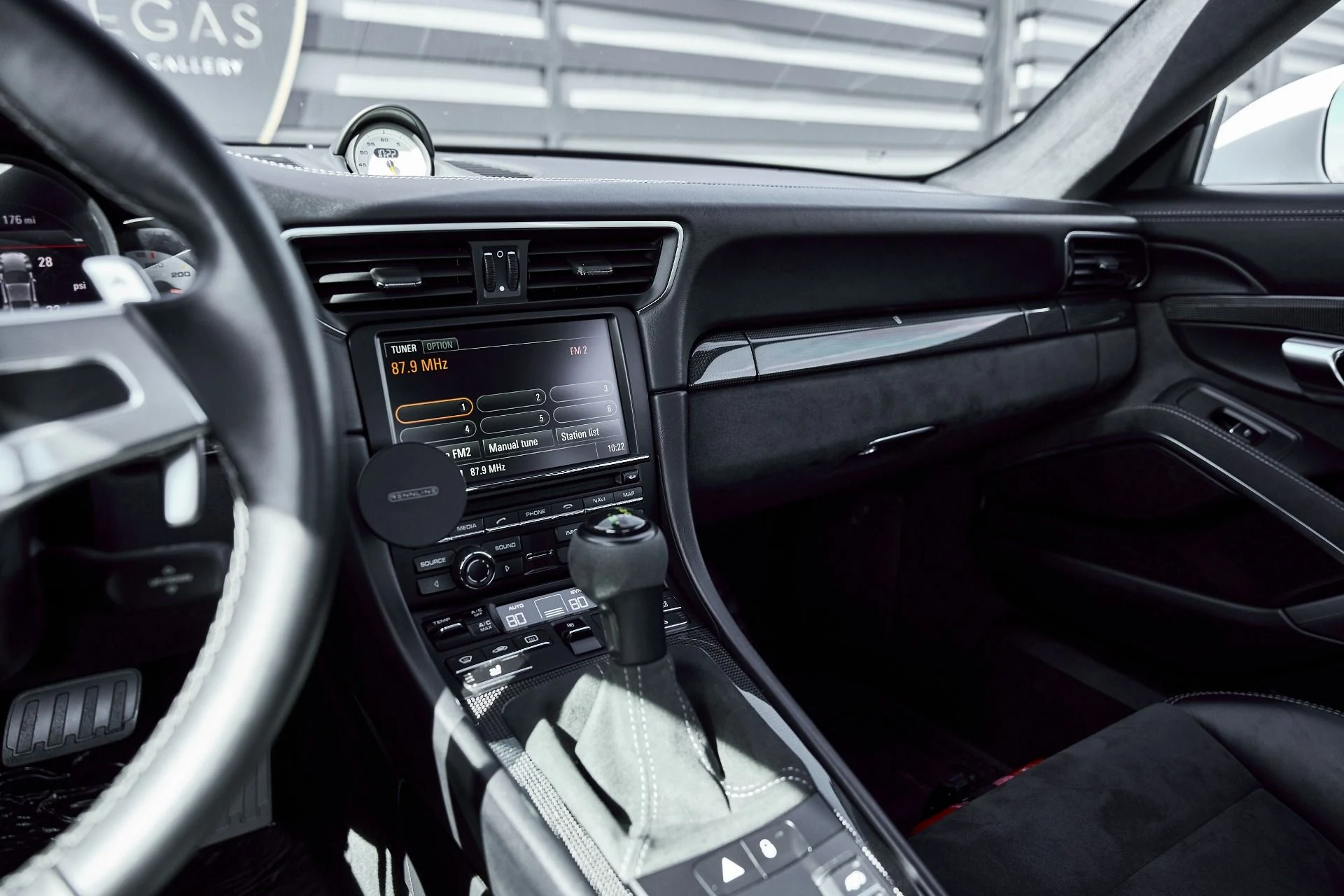 mph054_2322776171_Used_2015_Porsche_911_GT_3_1771890226_de2fe193ed