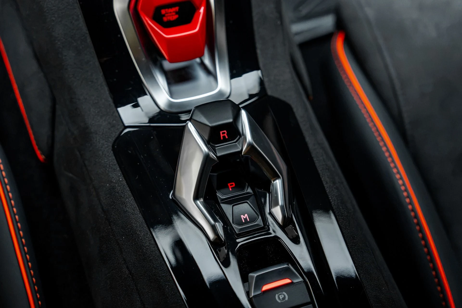 mph054_2344184144_Used_2024_Lamborghini_Huracan_Sterrato_1786041539_796a7a1bae