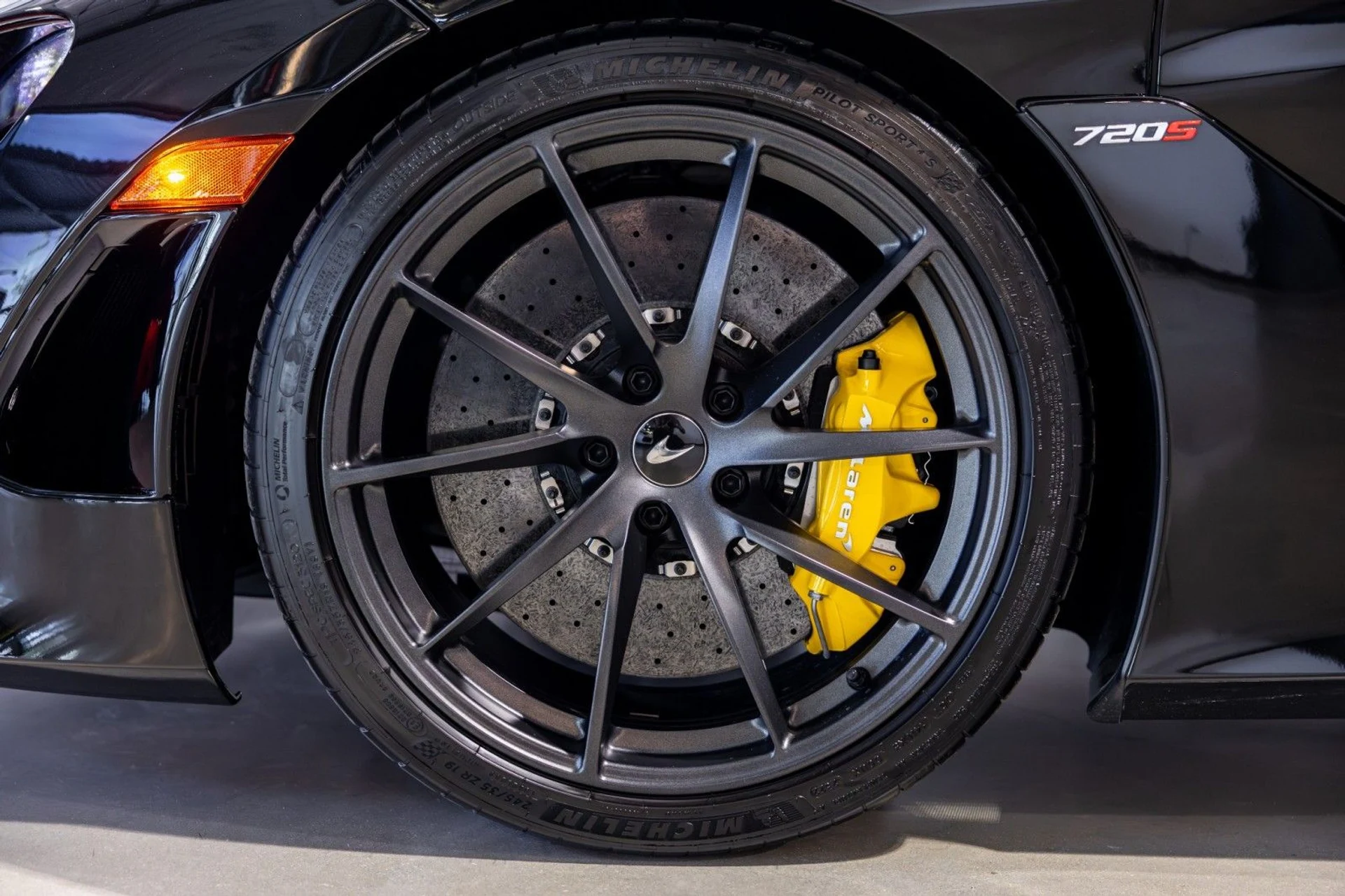 mph054_2393441018_sw_ebe1de86eb