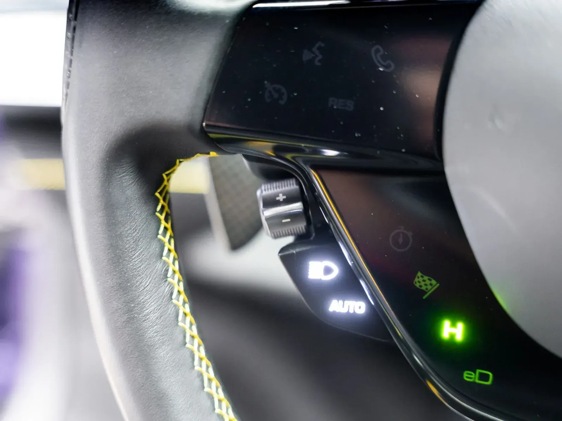 mph054_2409377487_0bda5b93_2af5_4c3a_9108_80022195843c_023fadb771