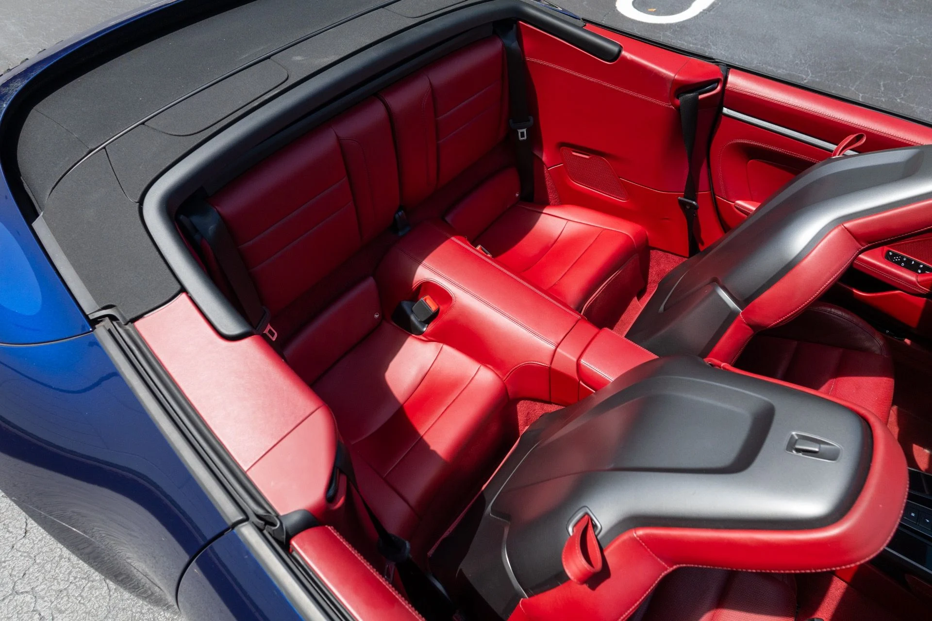 mph054_2411040484_Used_2021_Porsche_911_Carrera_1775497213_5e2cd9835e