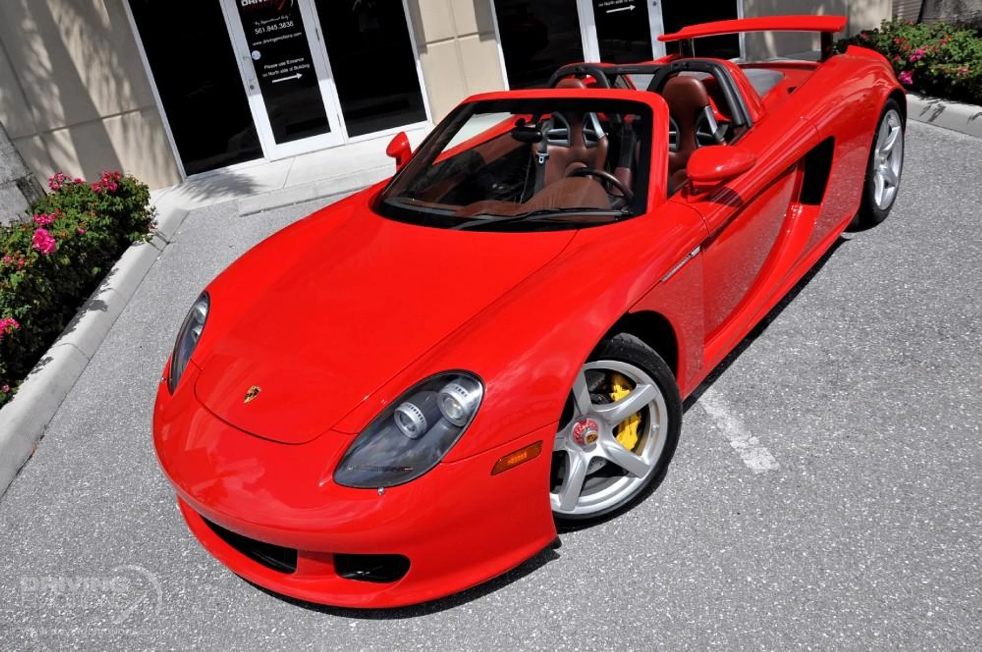 mph054_241718488_186_p55_l_f7bca08871