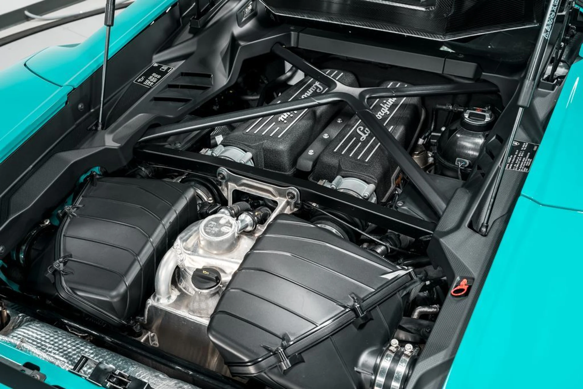 mph054_2427125686_98897abd180fe4c40647e79d56609916x_f2eae6ce90