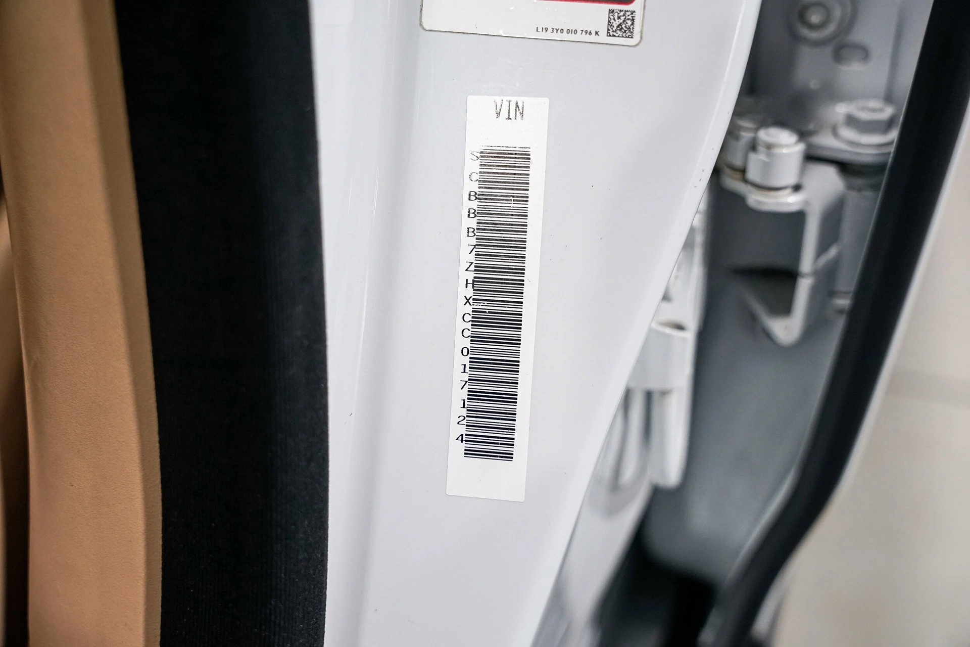 mph054_2445516190_cd2252f9ec95168b22ff4b68cfade12cx_c26fe69ab4