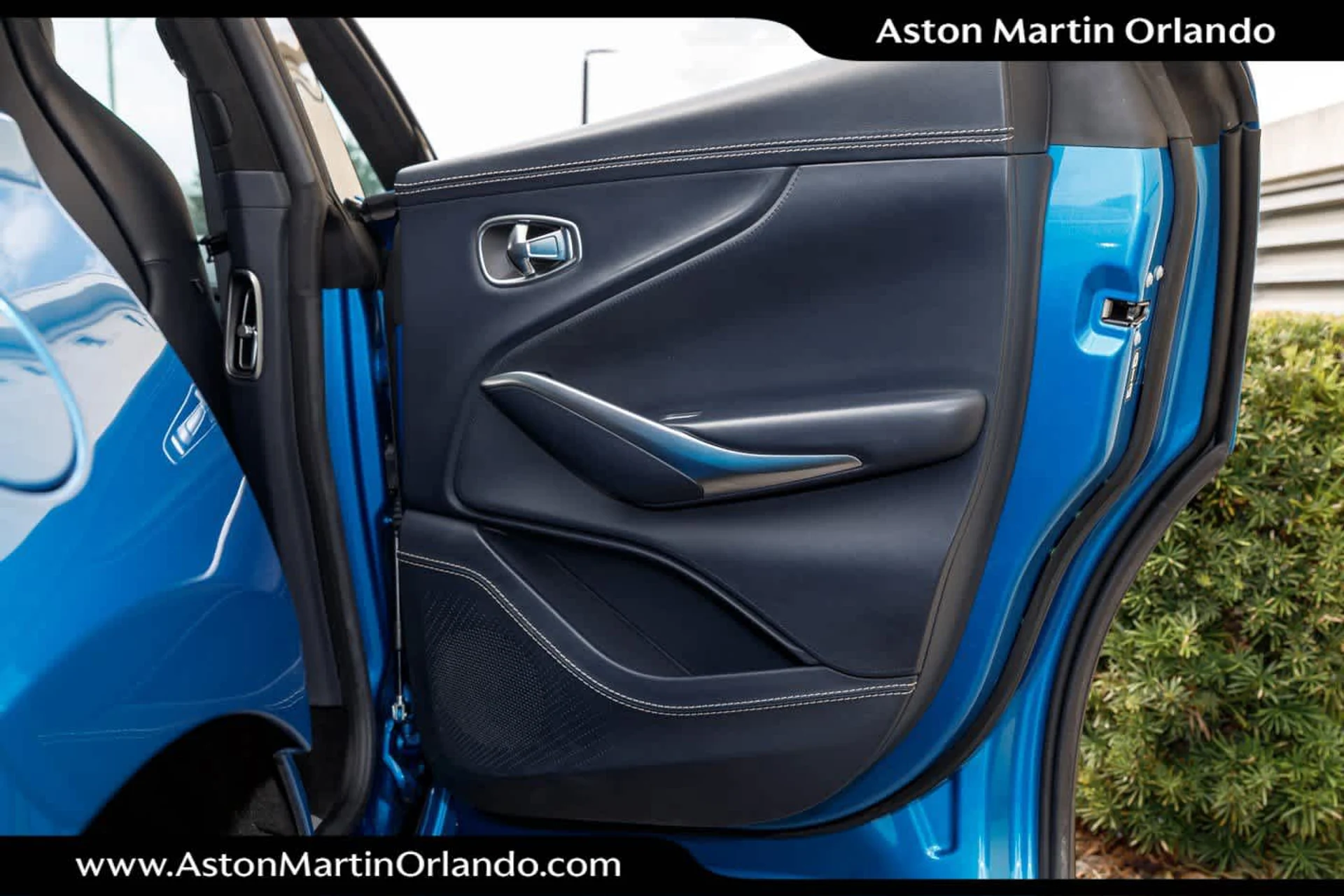 mph054_2448542542_55_436a0fe61e